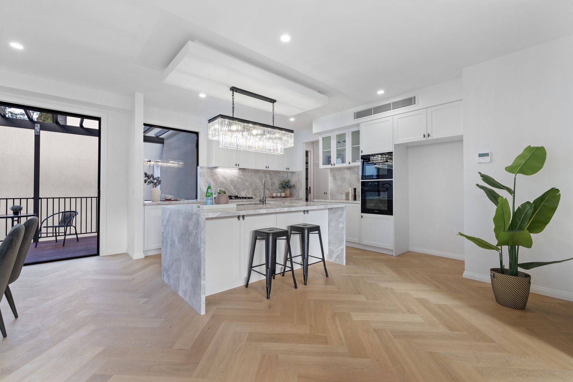 1/6 Ivanhoe Street — photo 4 of 23