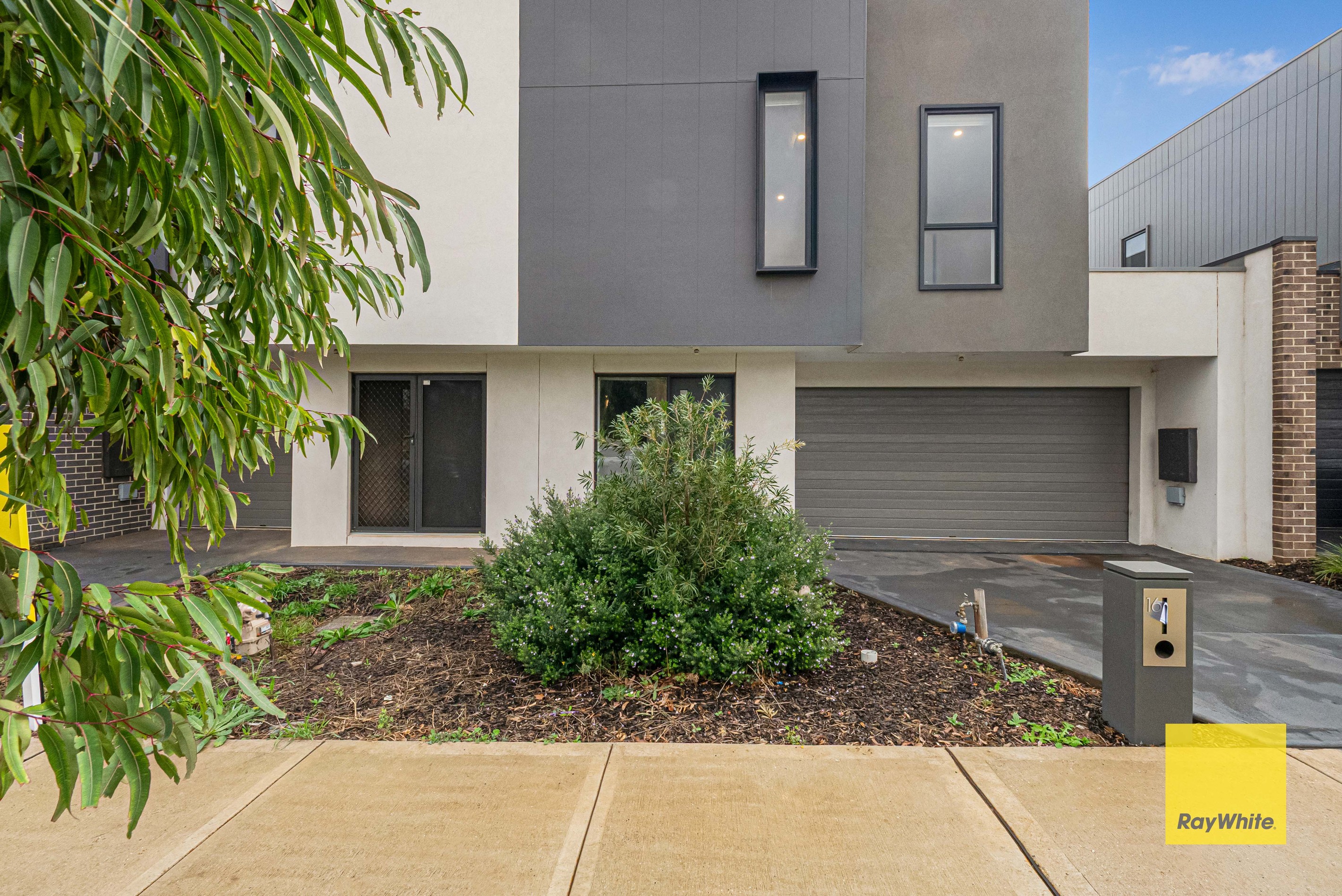 16 Altura Drive, Truganina, VIC 3029
