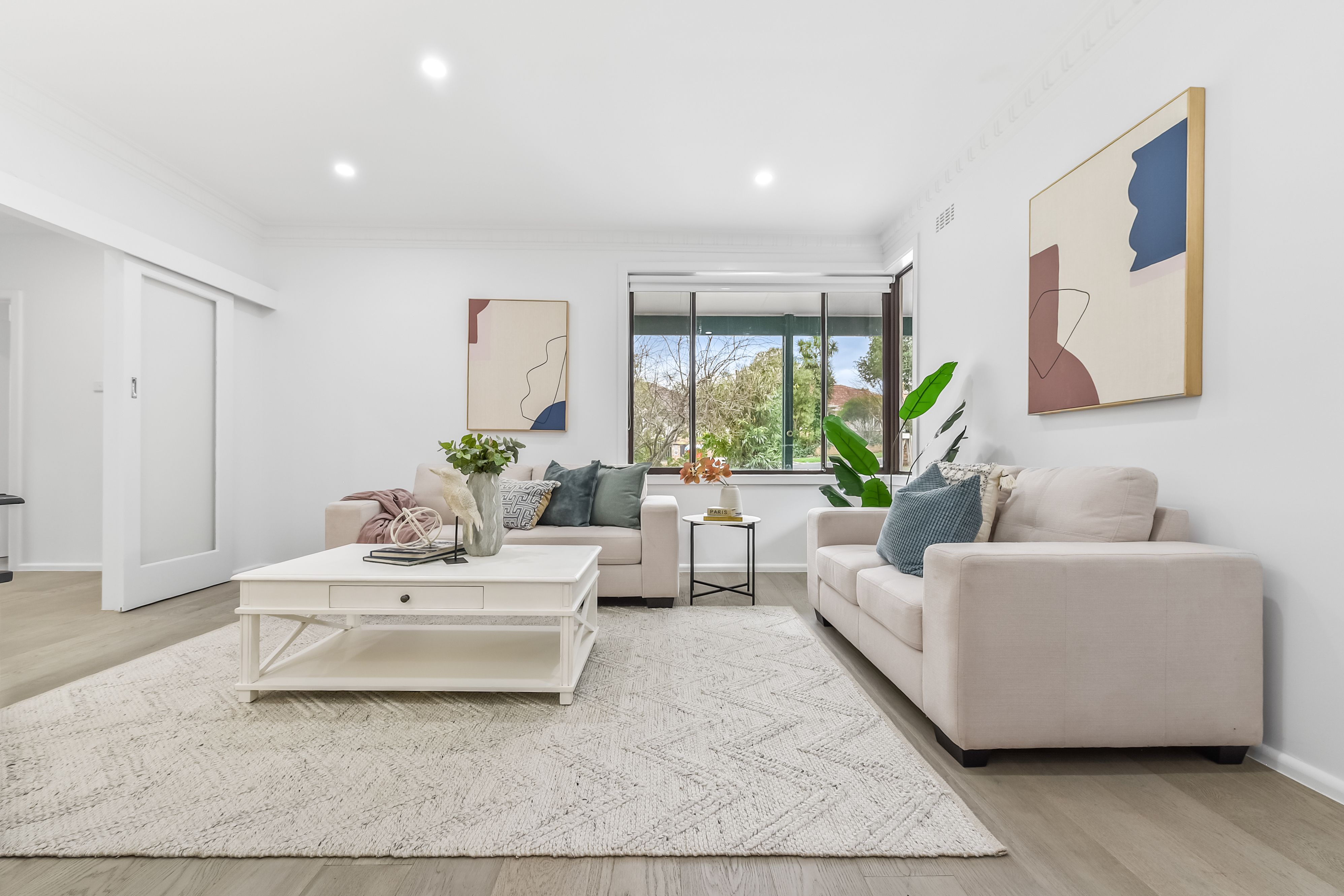 12 Damon Road — photo 3 of 15