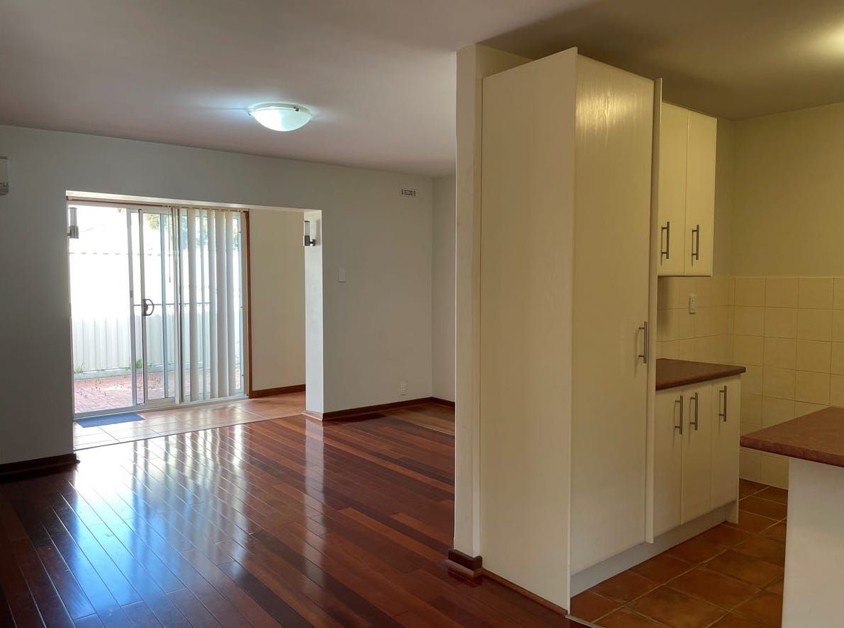 2/205 North Beach Drive — photo 4 of 7