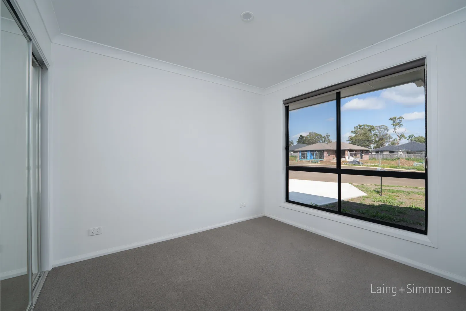 5A & 5B Tindal Court — photo 6 of 7