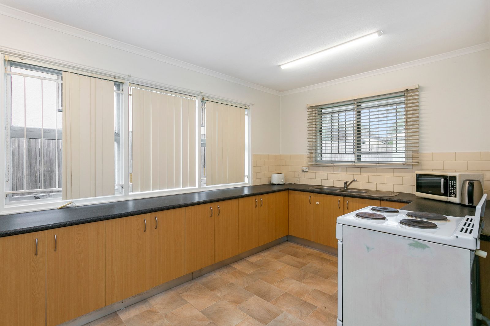 16 Wakley Street, Acacia Ridge, QLD 4110