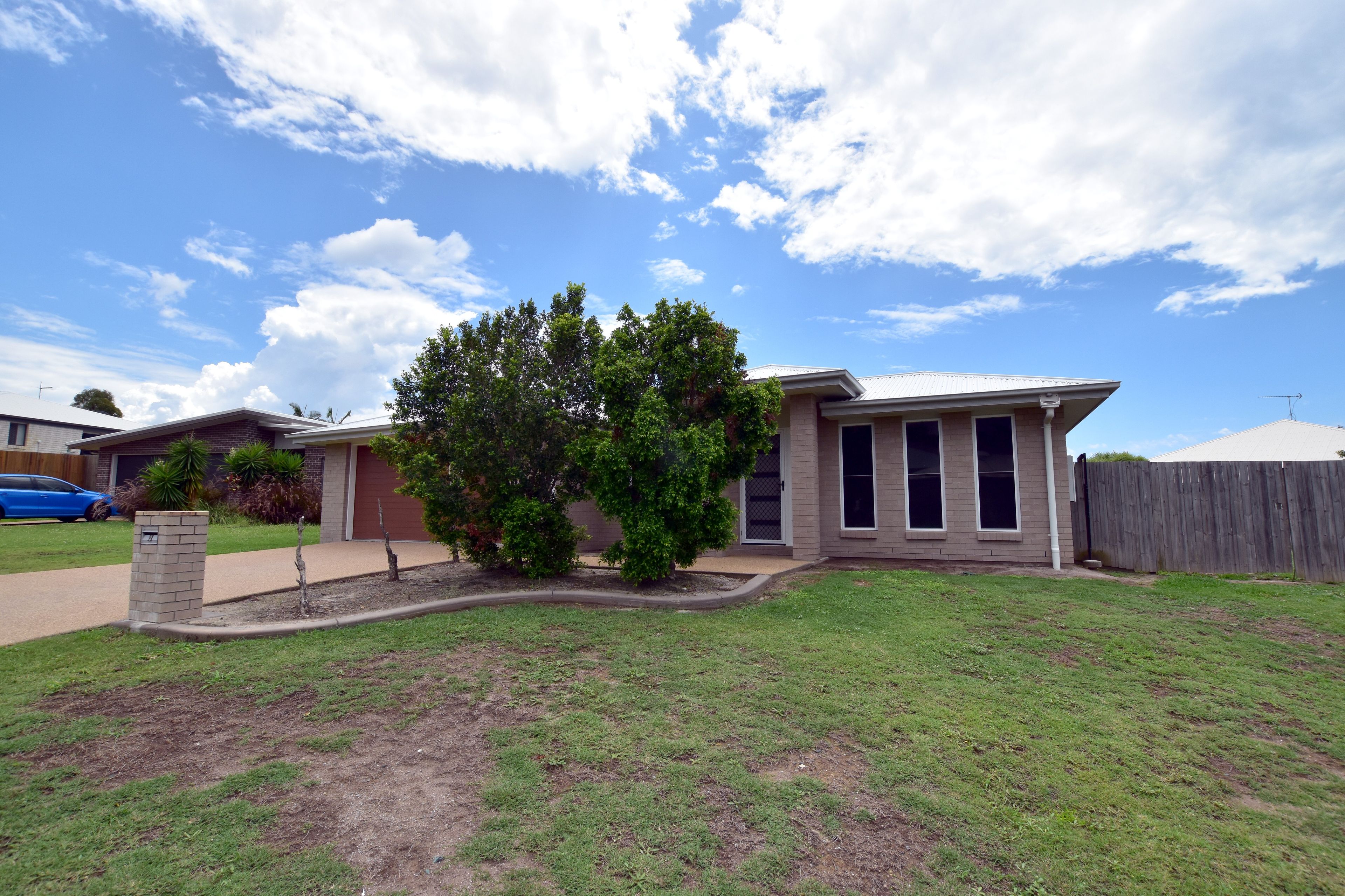 4 Sturt Court, Glen Eden, QLD 4680