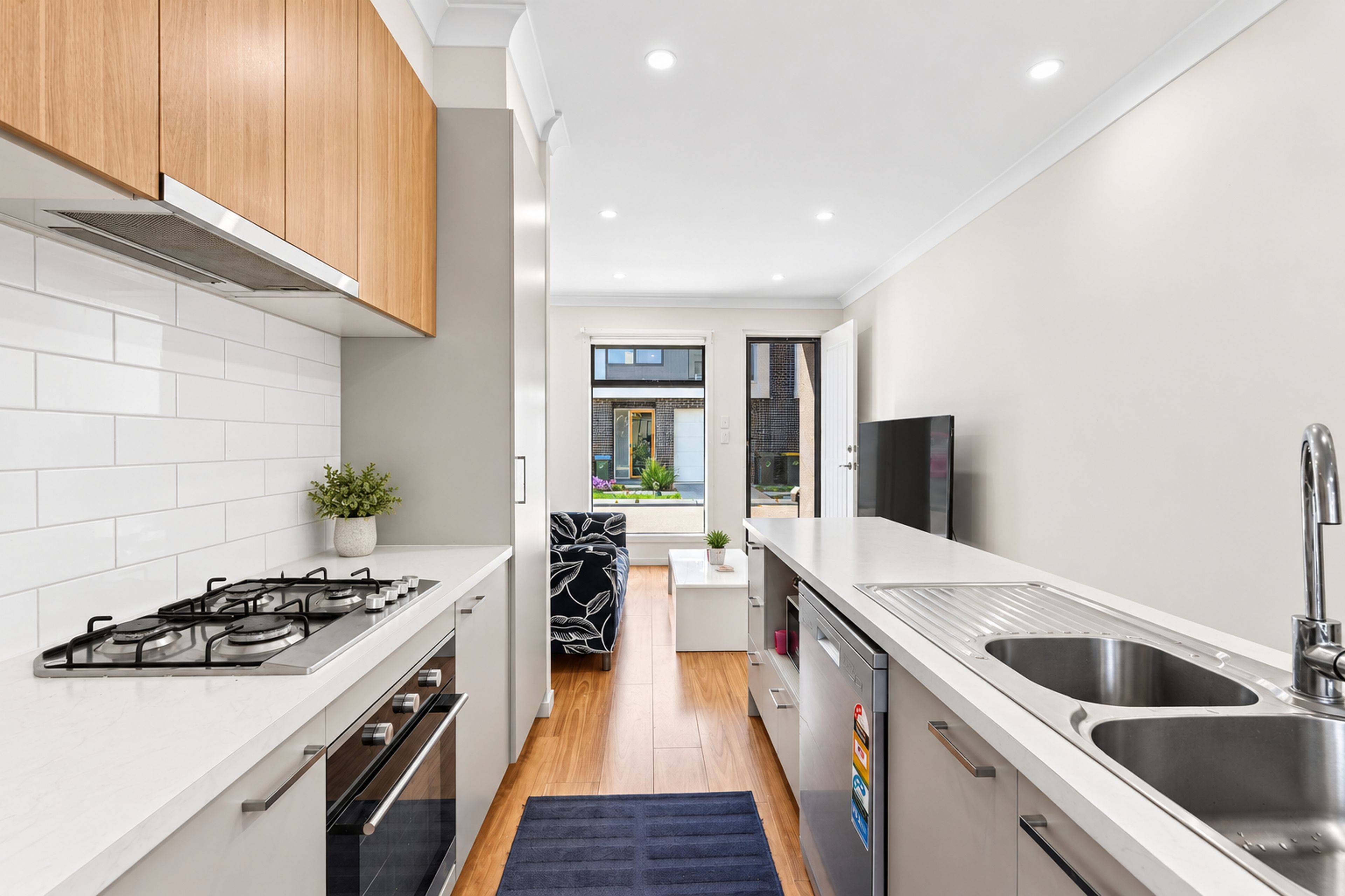 14 Harley Place — photo 4 of 14