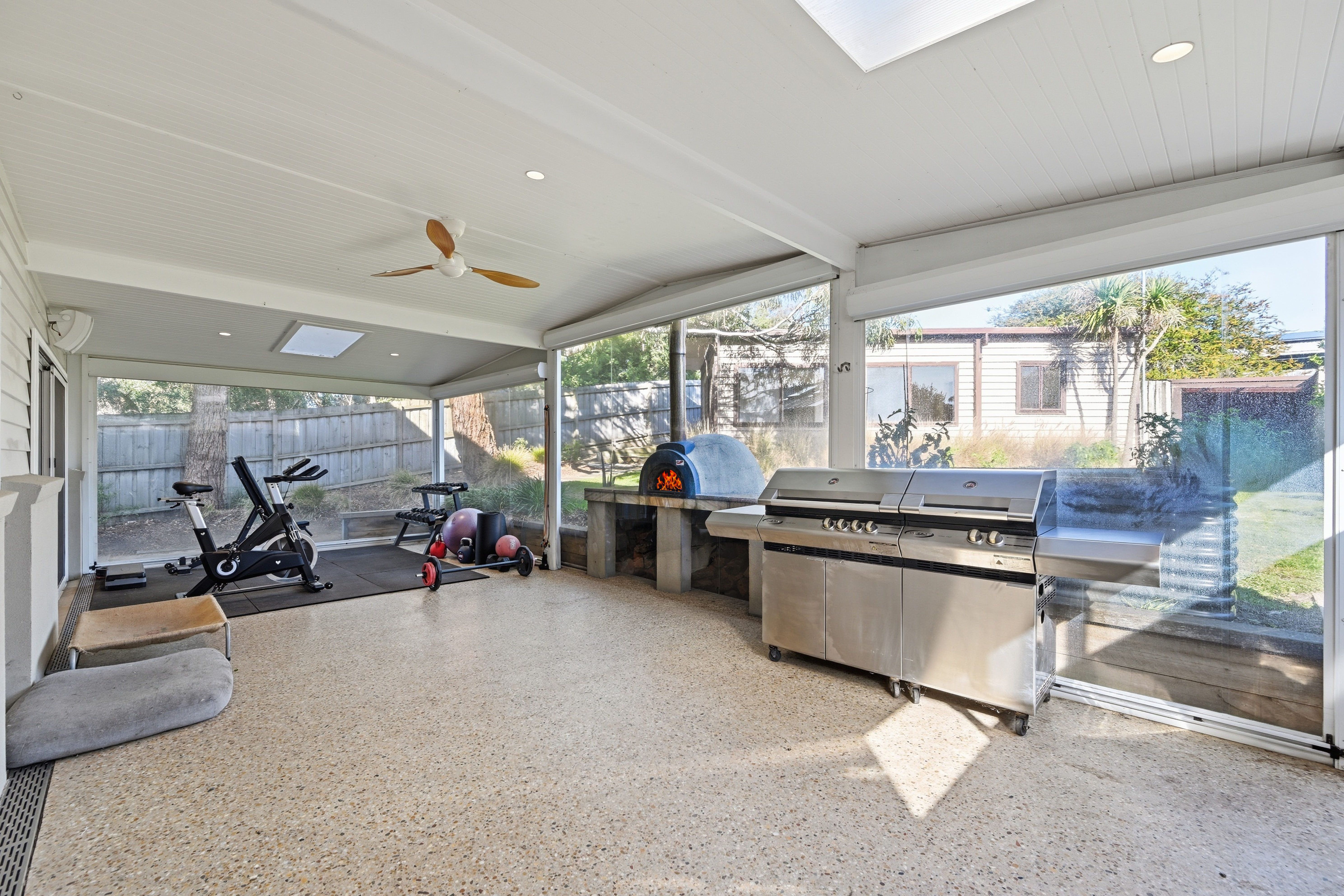 29 Veronica Street — photo 8 of 23