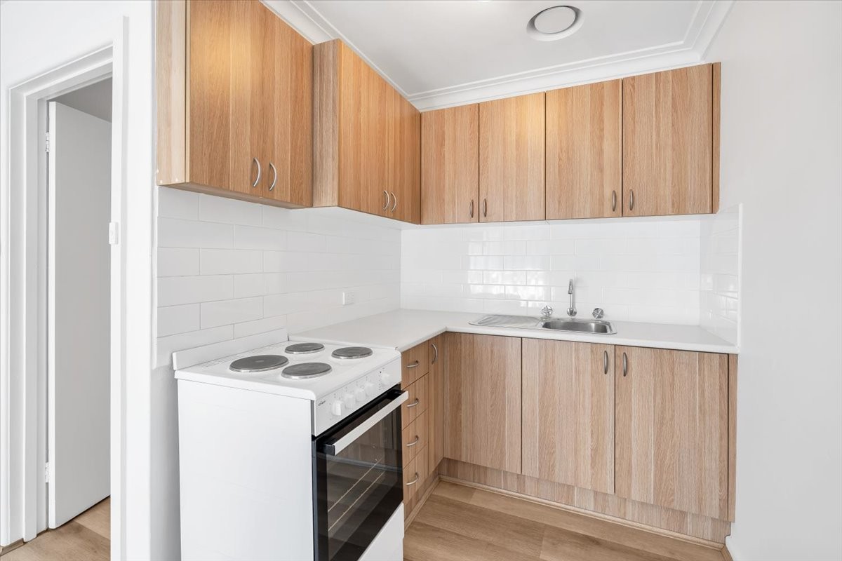 7/11 Carmen Street, Newport, VIC 3015