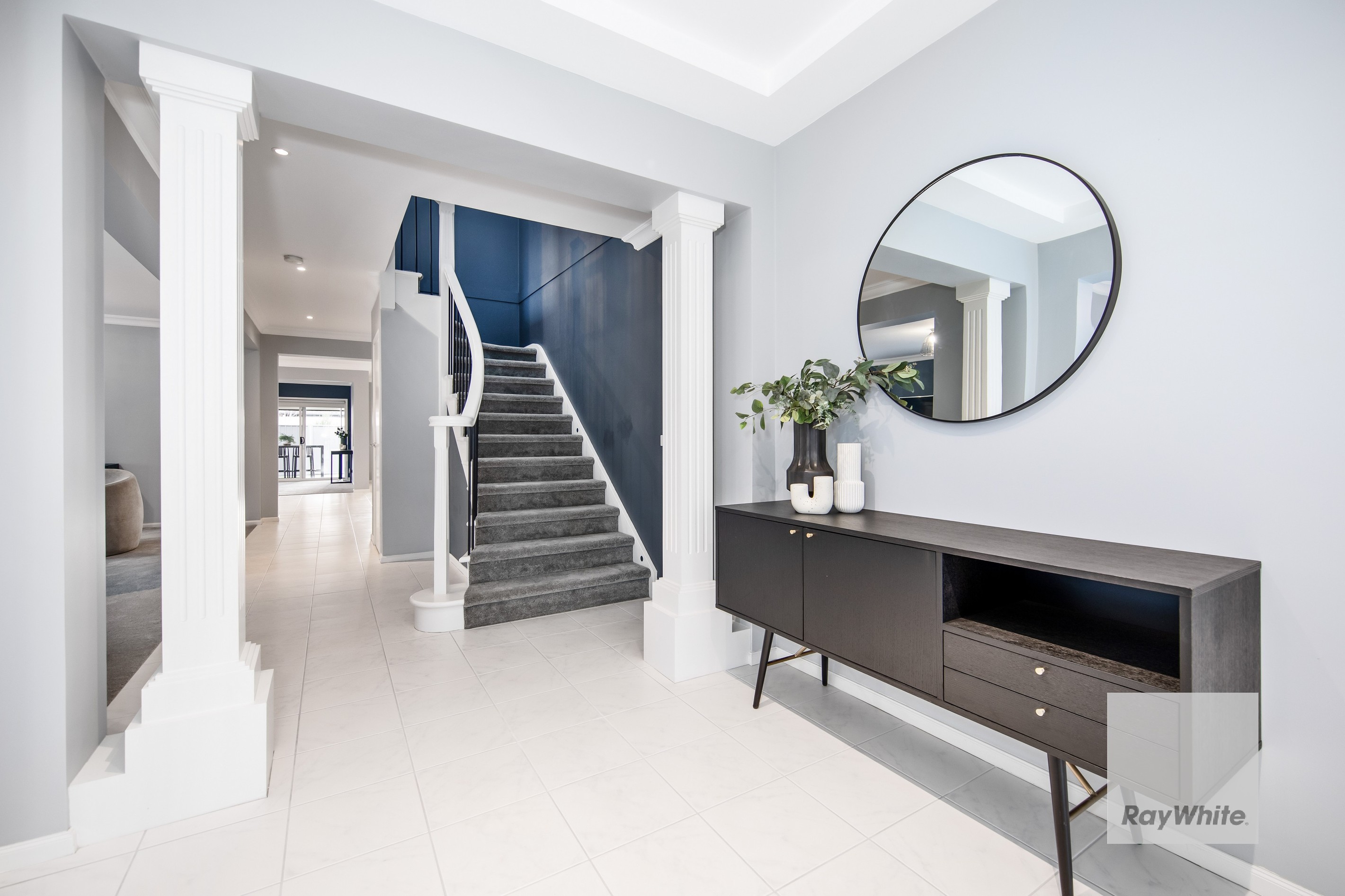 98 Taylors Hill Boulevard, Taylors Hill, VIC 3037