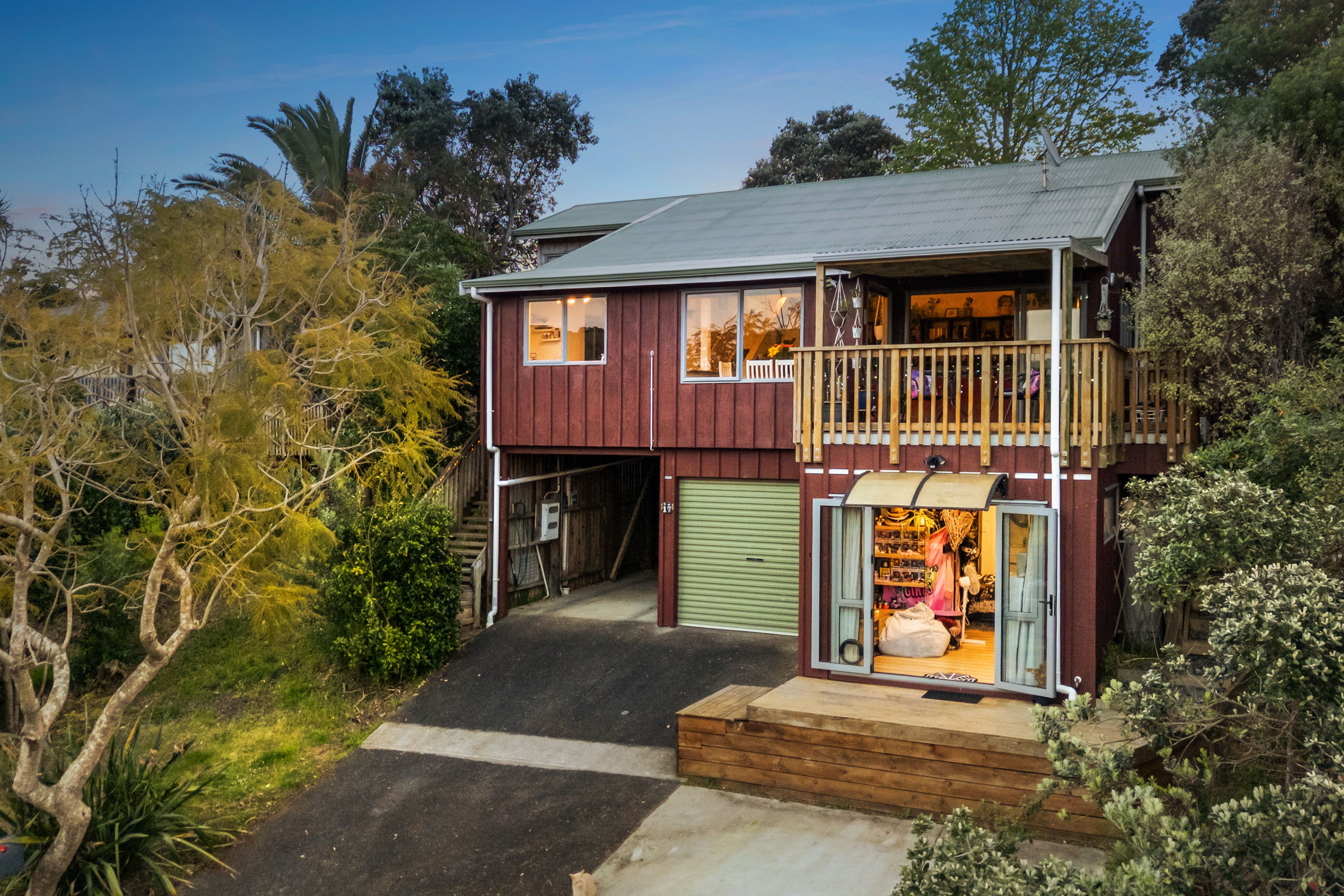 17 Empressa Heights, Helensville, Rodney