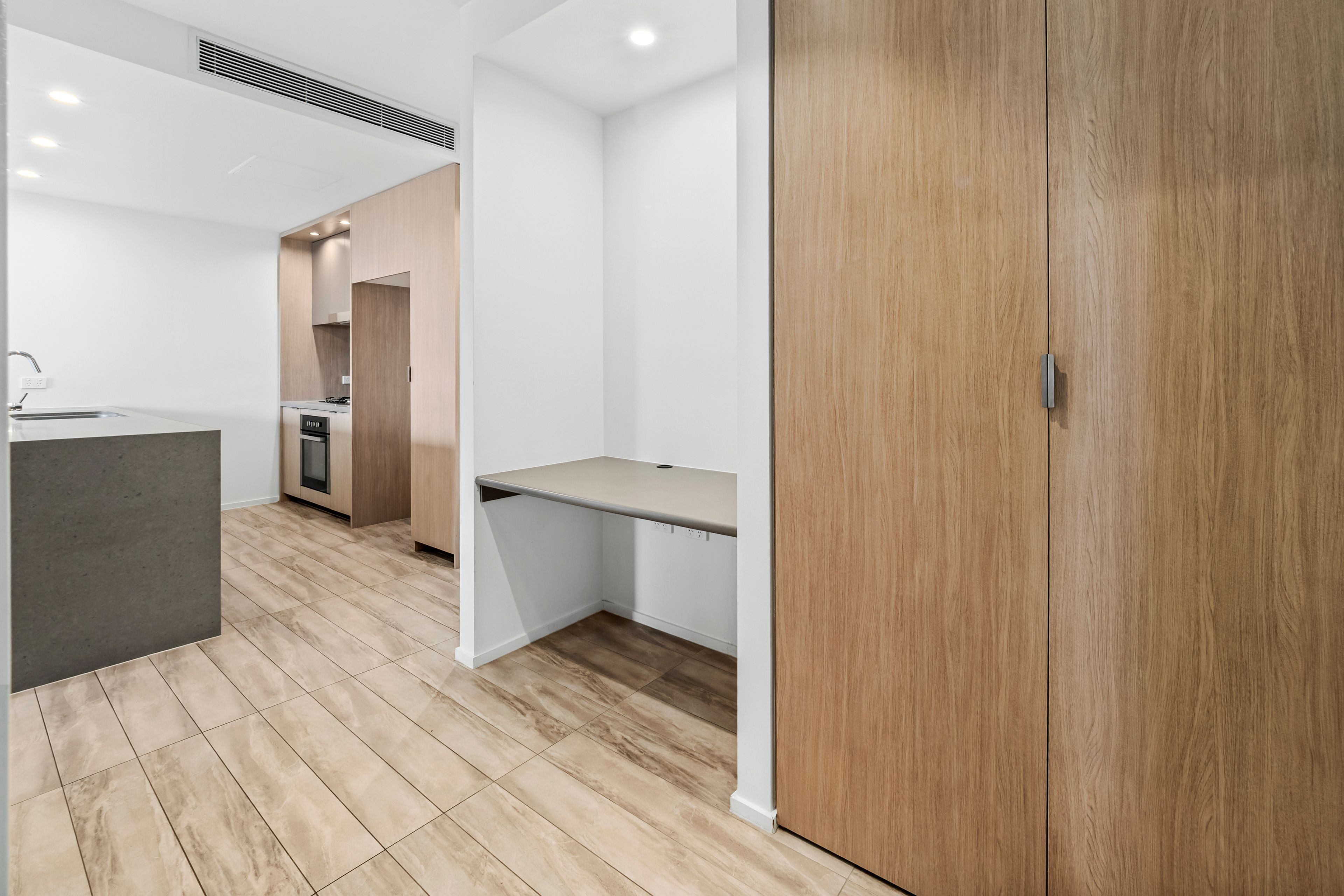 203/36 Anglesey Street — photo 15 of 23