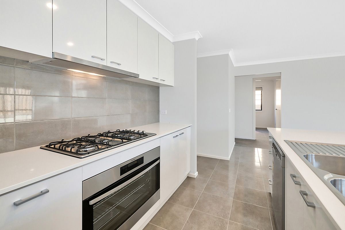 8 Kamona Street, Clyde, VIC 3978