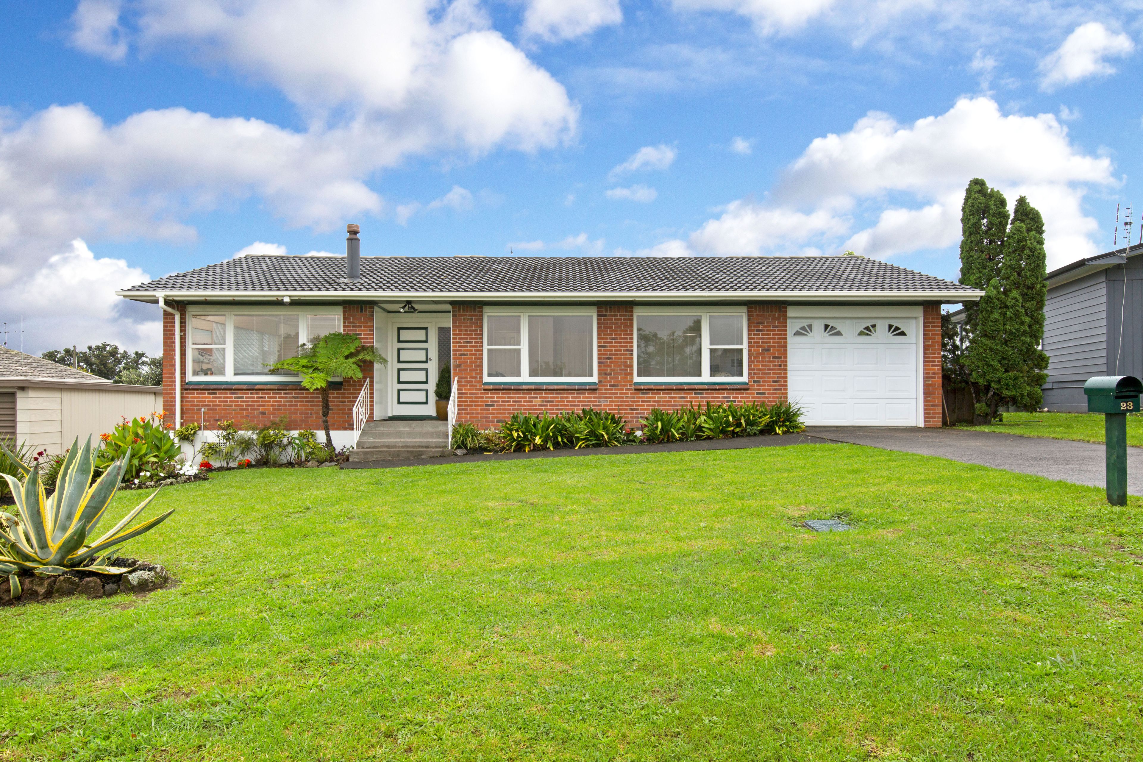23 Rodney Street, Howick, Manukau City