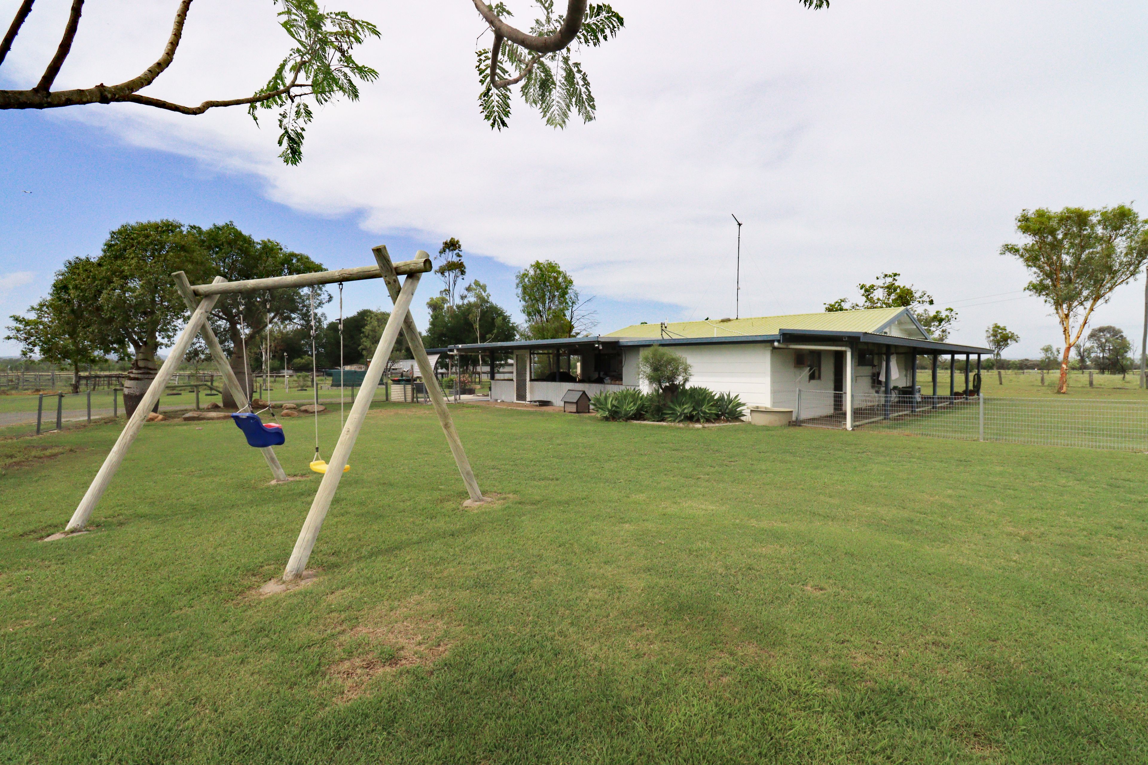 102 Cocks Millard Road, Thangool, QLD 4716