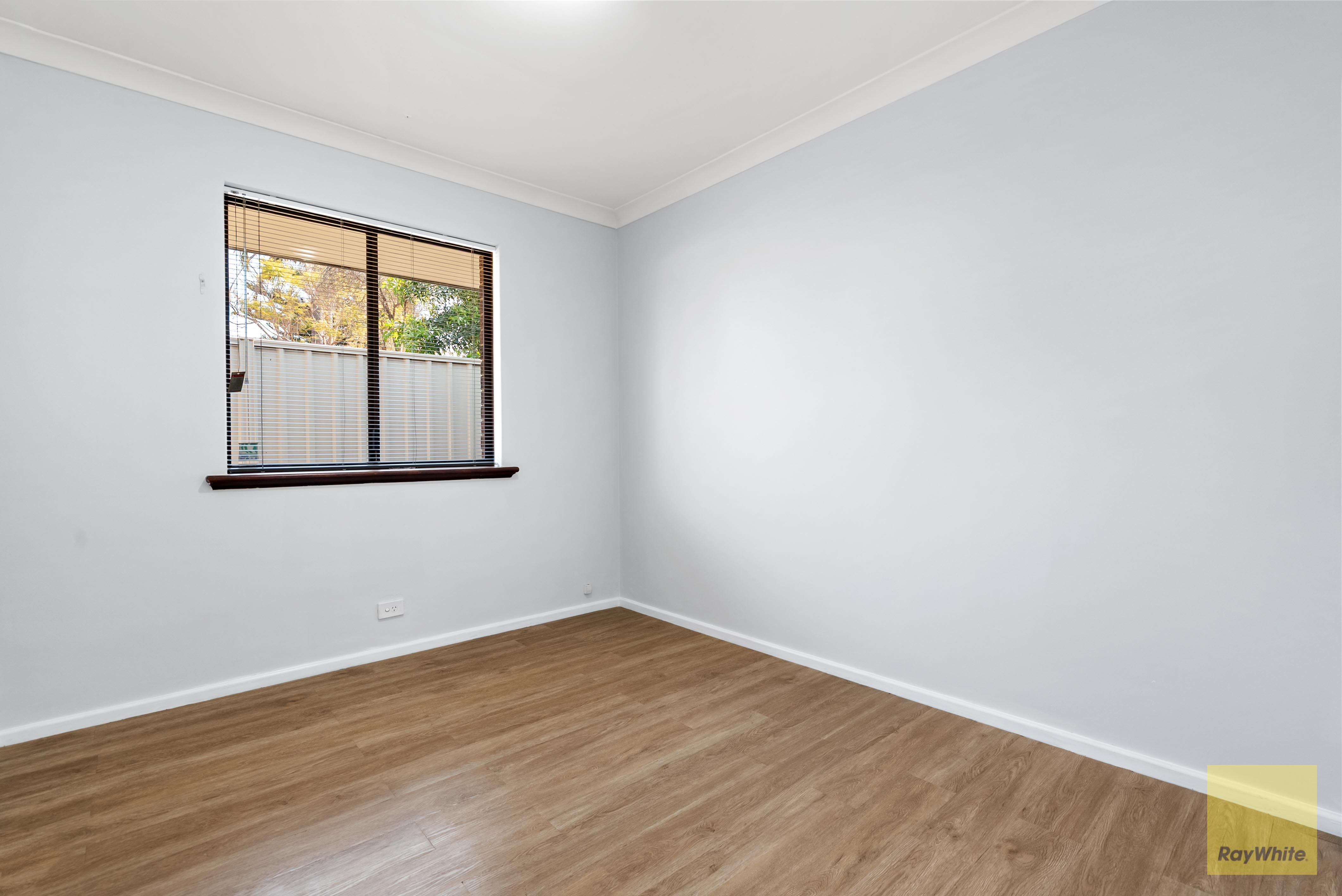 54 Stennett Street — photo 12 of 24