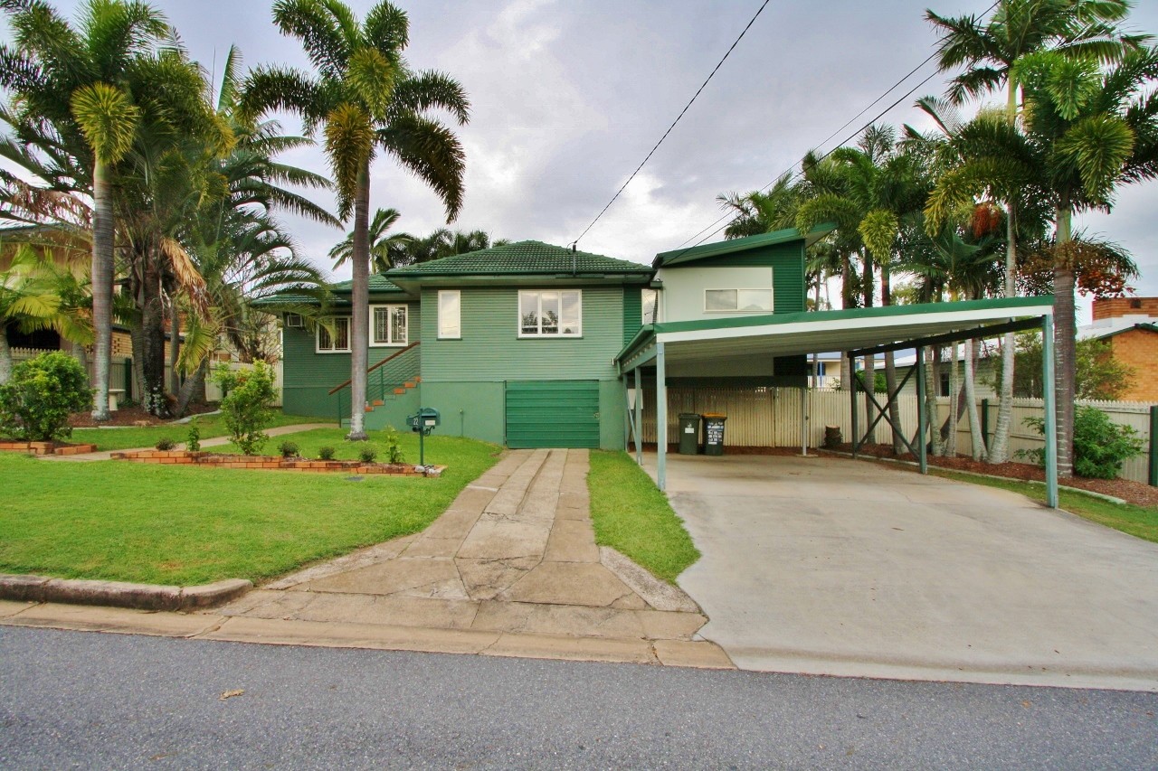 22 Scholfield Street, Holland Park West, QLD 4121