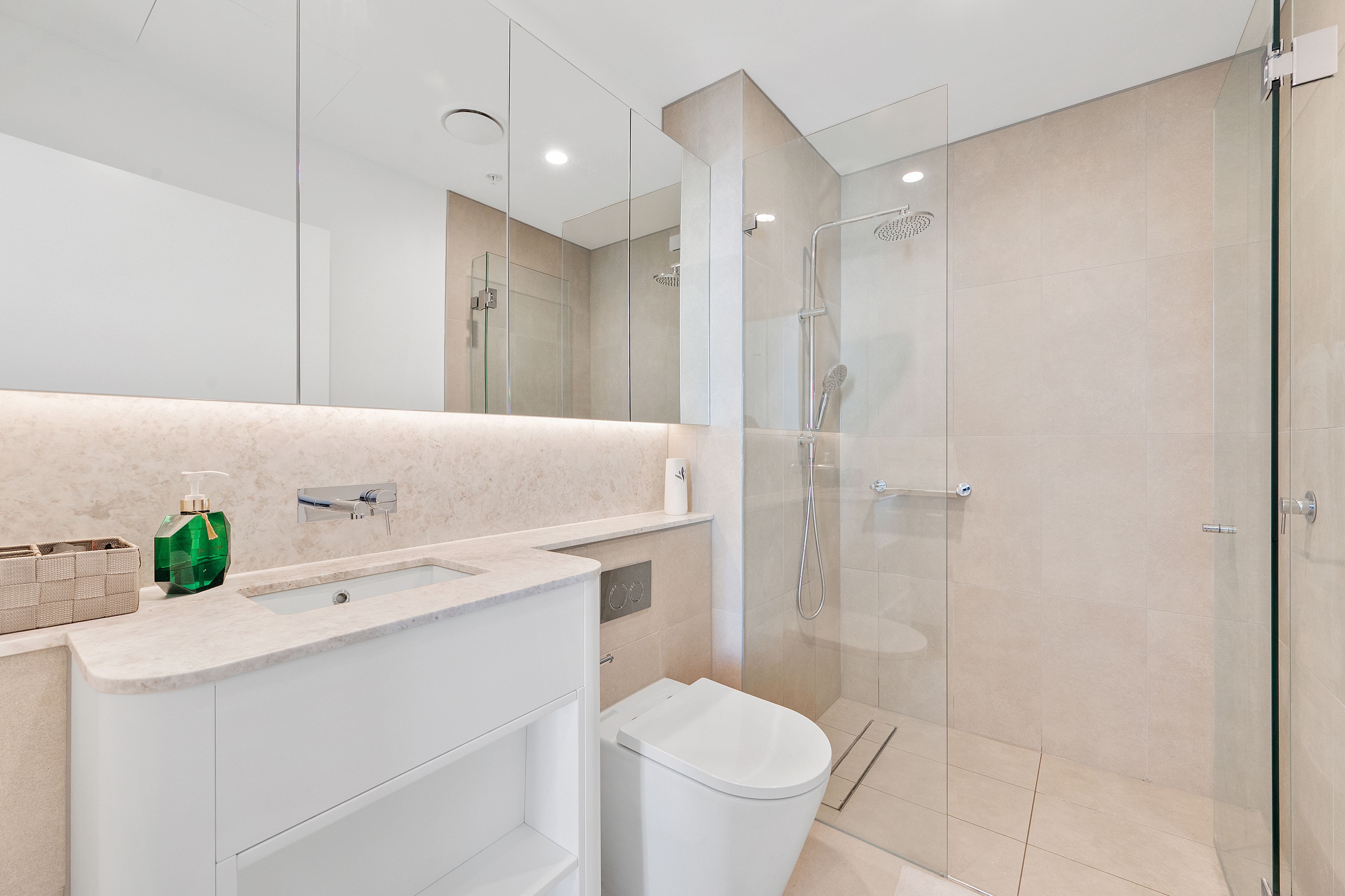 3078/4 Eustace Street — photo 11 of 13
