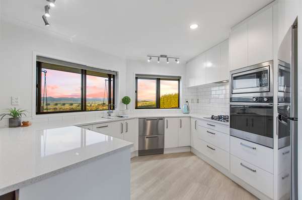 202 Kellyville Road photo 1