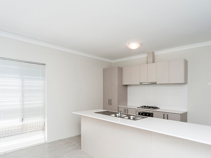 34 Serenity Street, Wellard, WA 6170