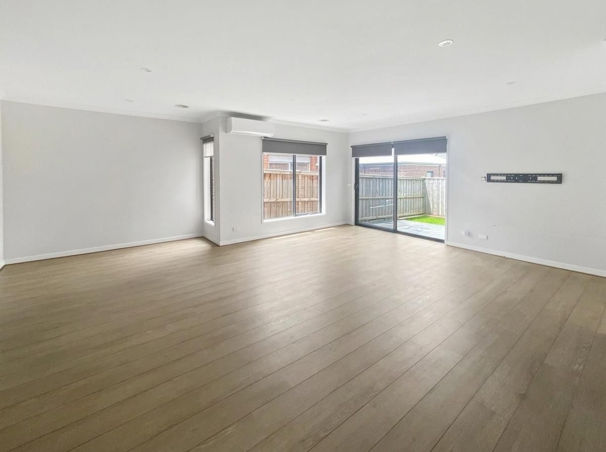 25 Everard Avenue — photo 5 of 12