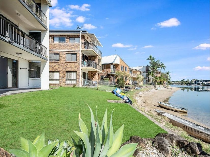 2/12 Pangarinda Place, Mooloolaba, QLD 4557