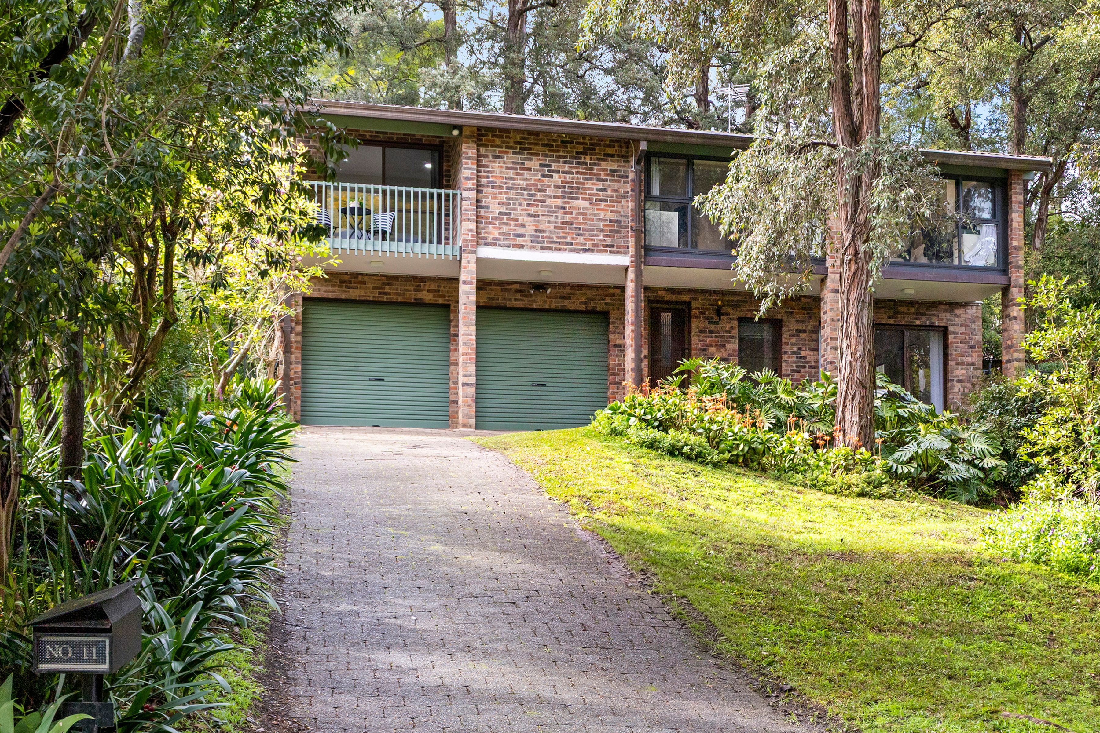 11 Edmundson Close — photo from Ray White Upper North Shore