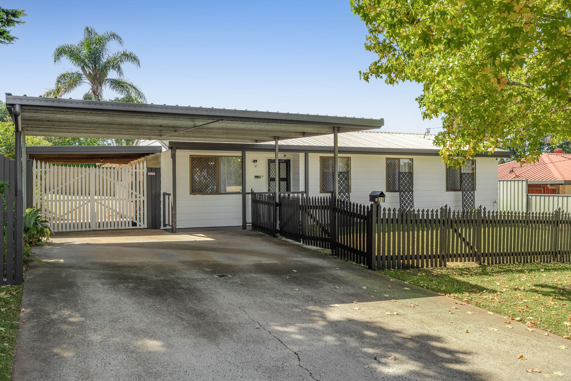 21 Seppelt Street, Wilsonton Heights, QLD 4350