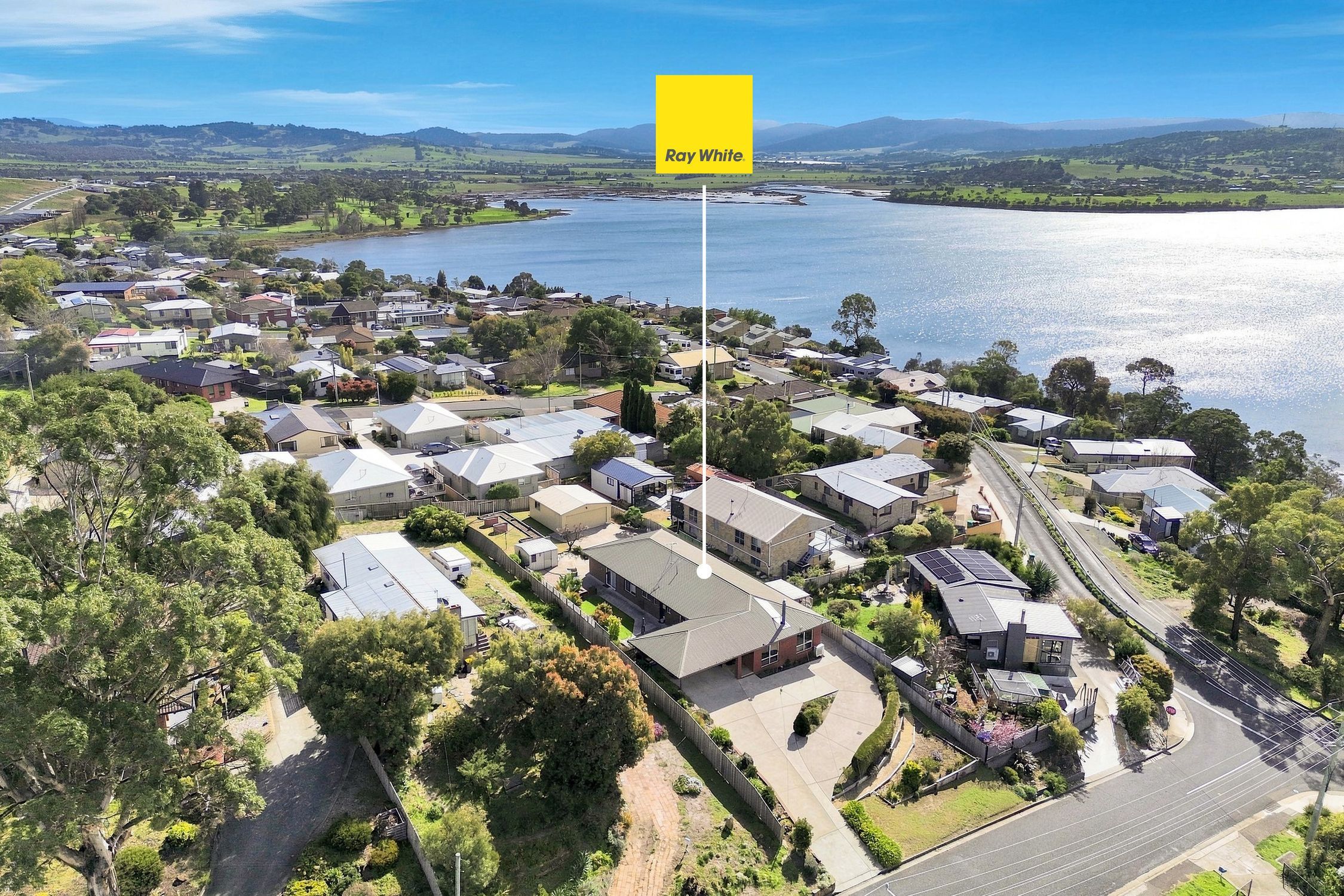 16 Boundary Street — photo from Ray White Hobart