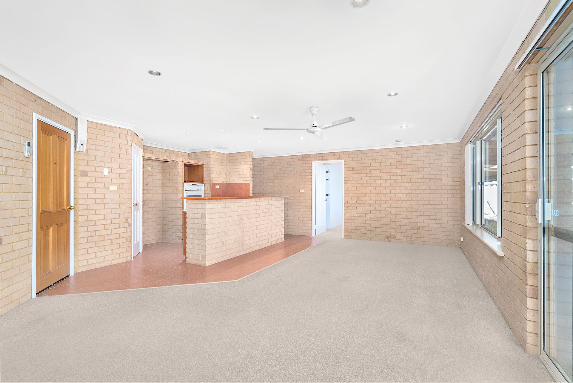 10 Ti-Tree Street, Wandina, WA 6530