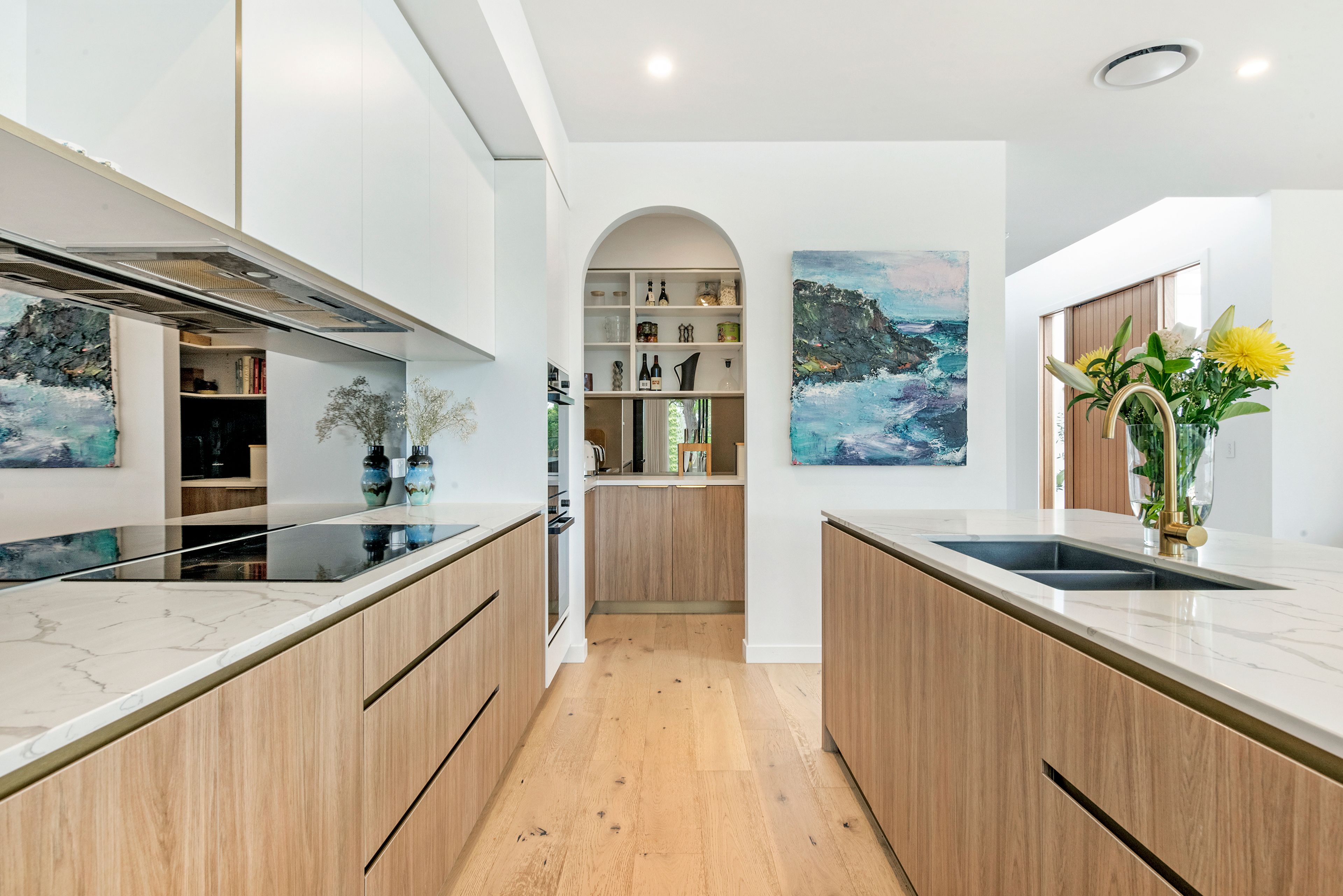 2/22 Nobby Parade, Miami, QLD 4220