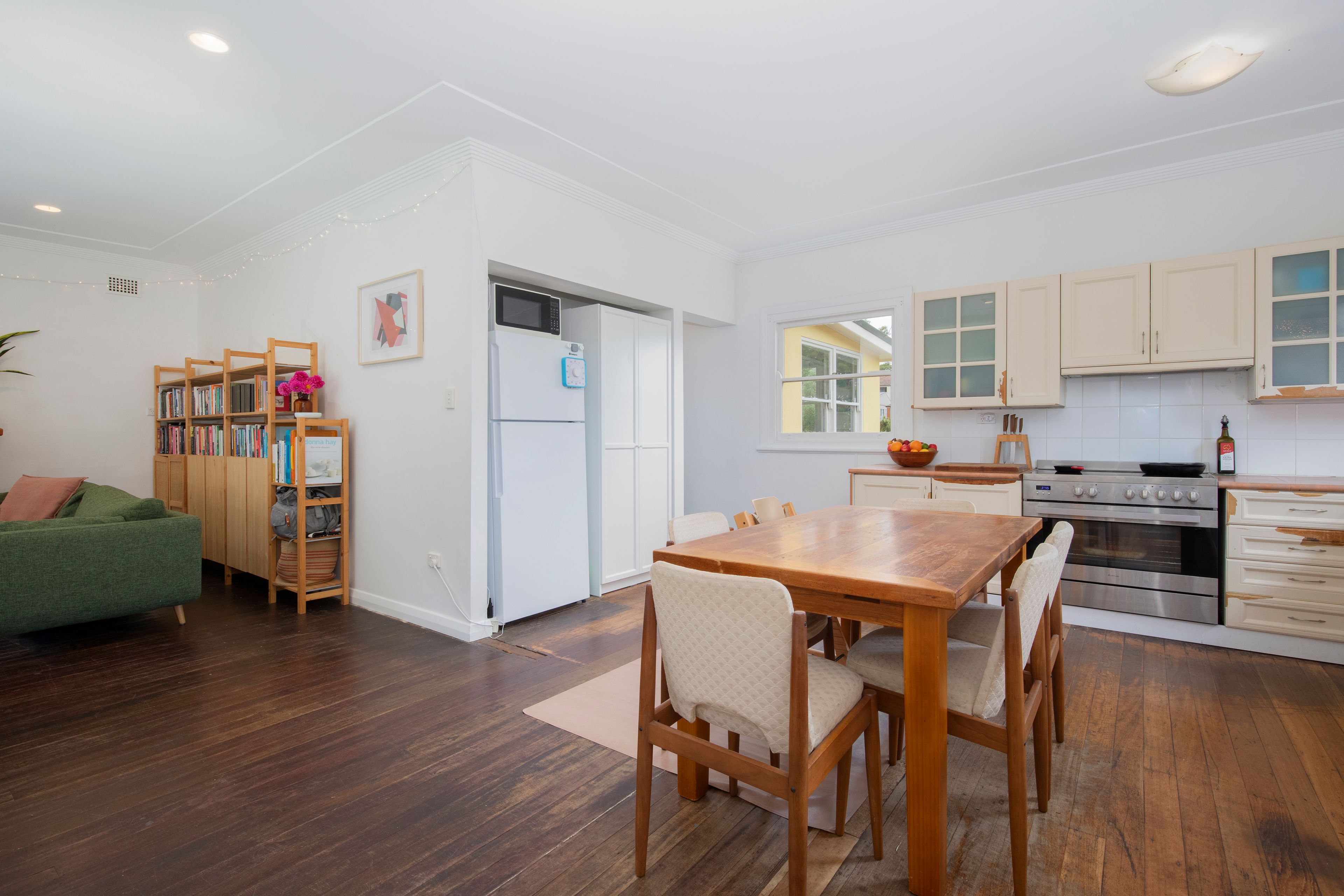 38 Kahibah Road — photo 6 of 15
