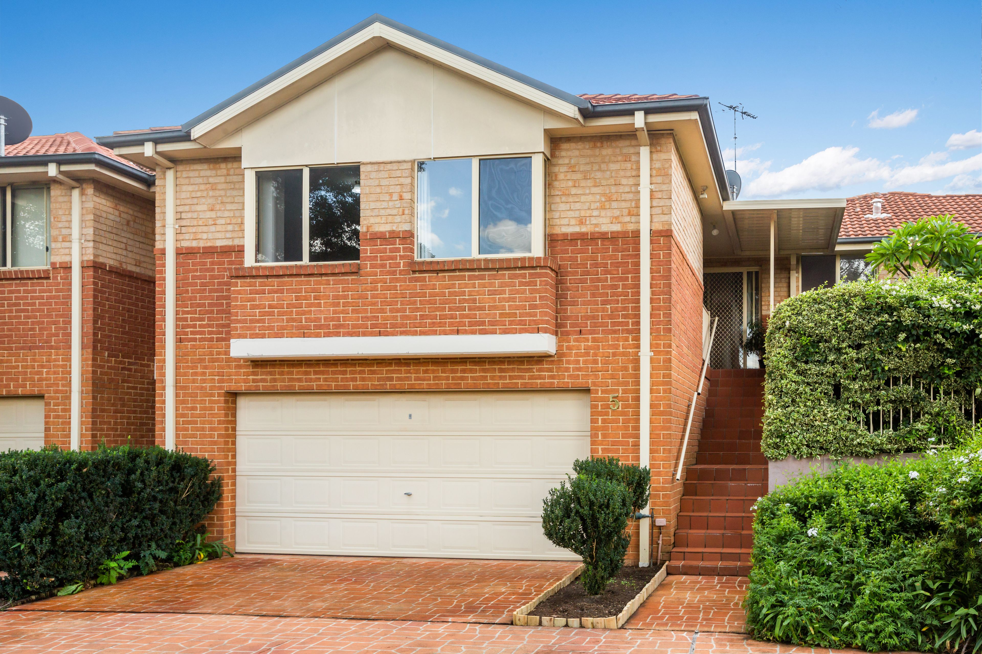 11-13 Woodlands Street, Baulkham Hills NSW 2153