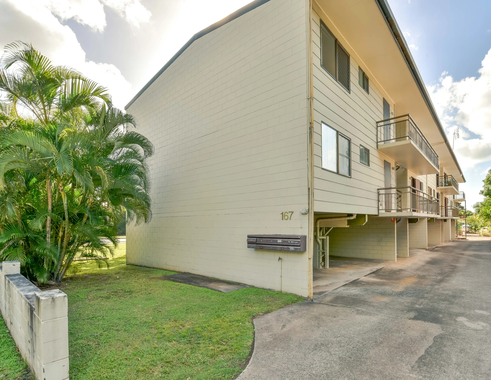 4/167 Shute Harbour Road, Cannonvale, QLD 4802