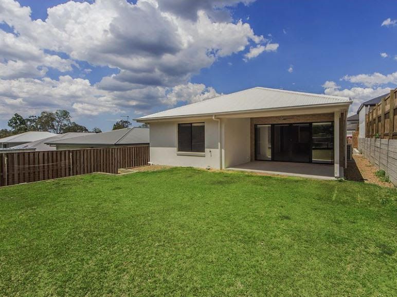 150 Conte Circuit, Augustine Heights, QLD 4300
