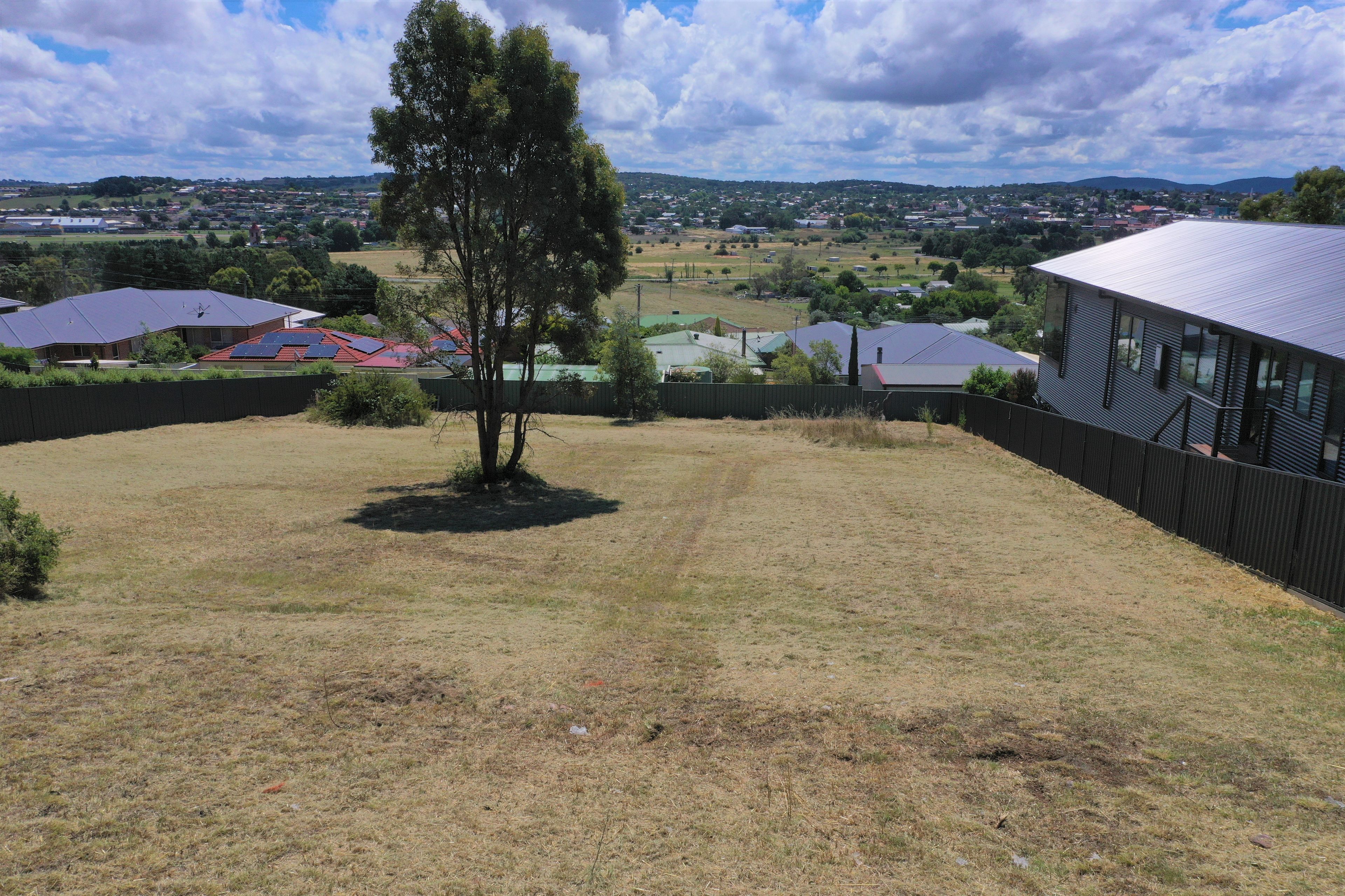 14 Melliodora Drive, Goulburn, NSW 2580