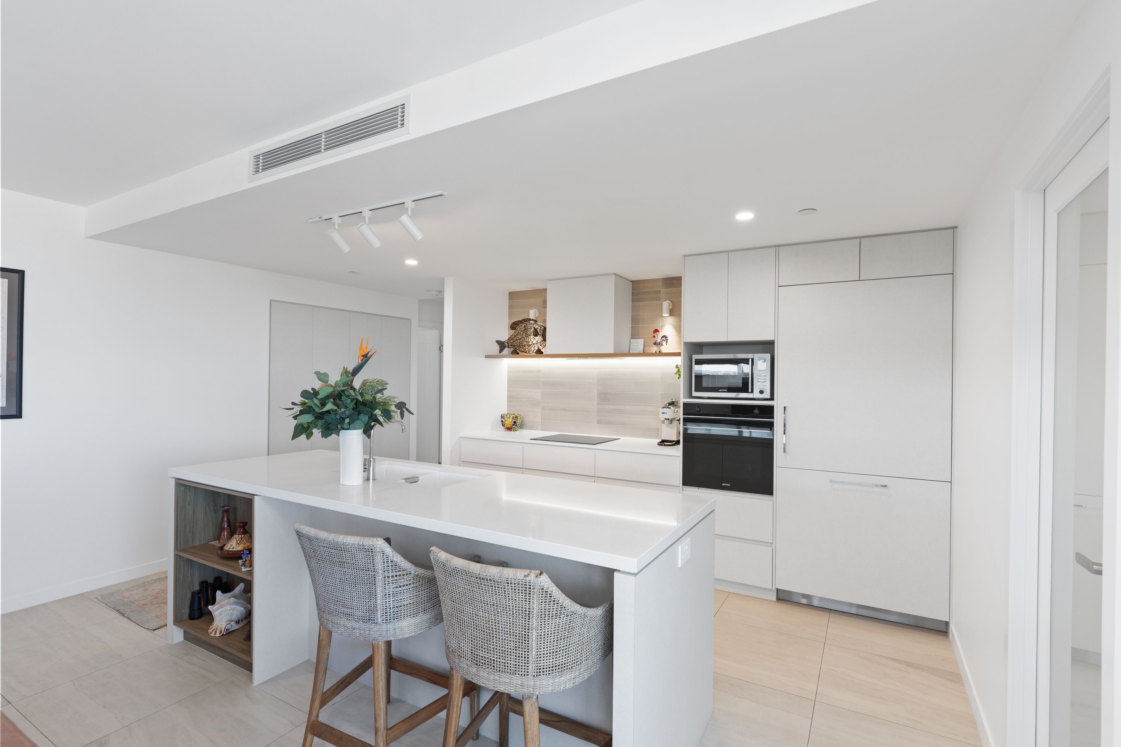 1 Naroo Court, Mooloolaba QLD 4557