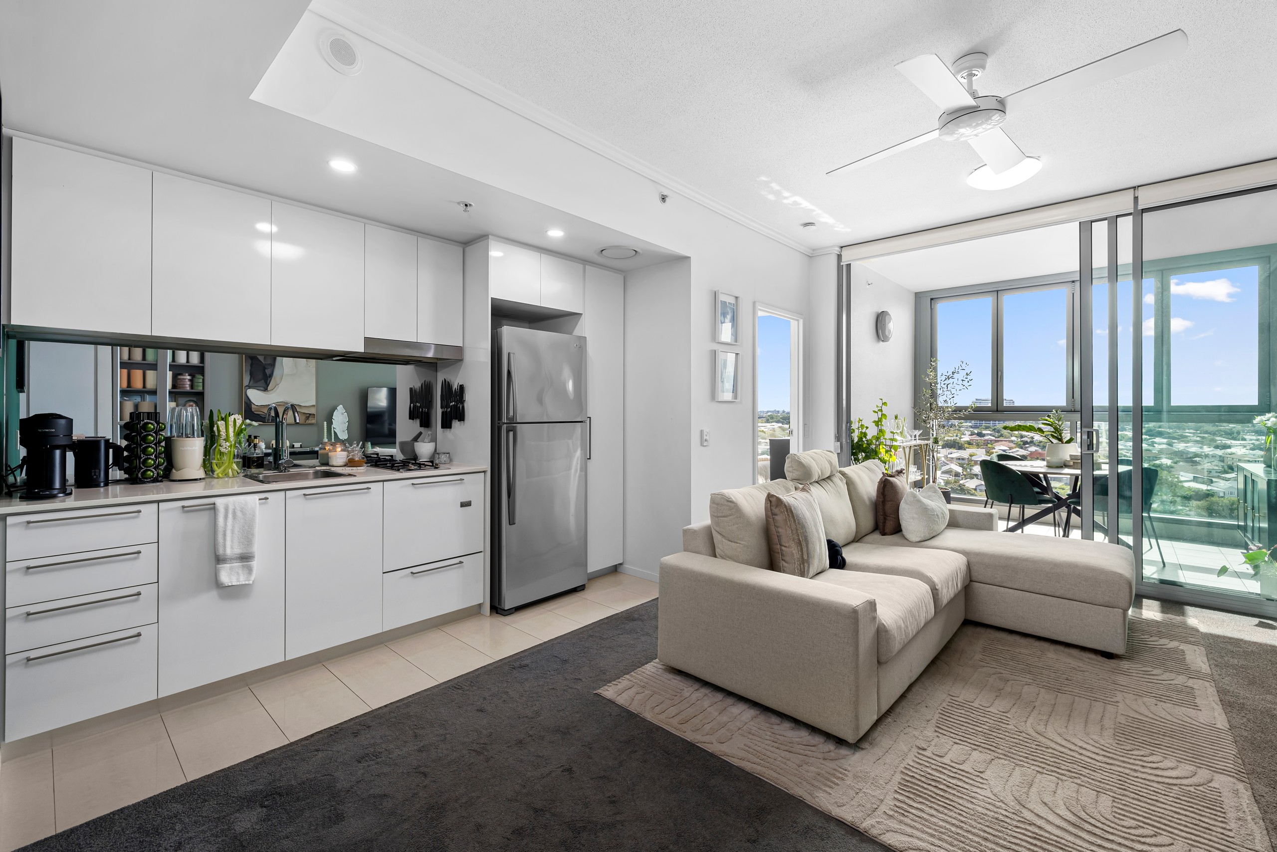 21204/8 Hercules Street, Hamilton, QLD 4007