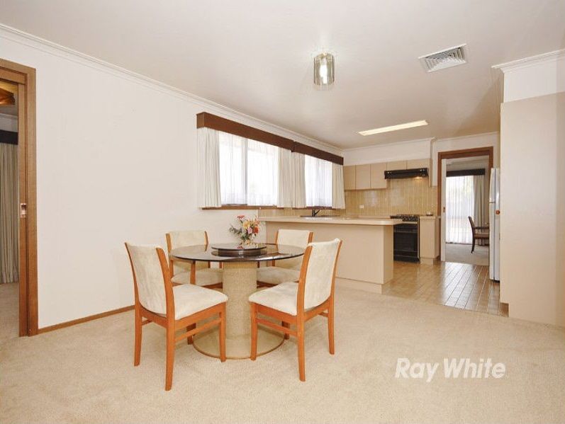 153 Argyle Way, Wantirna South, VIC 3152