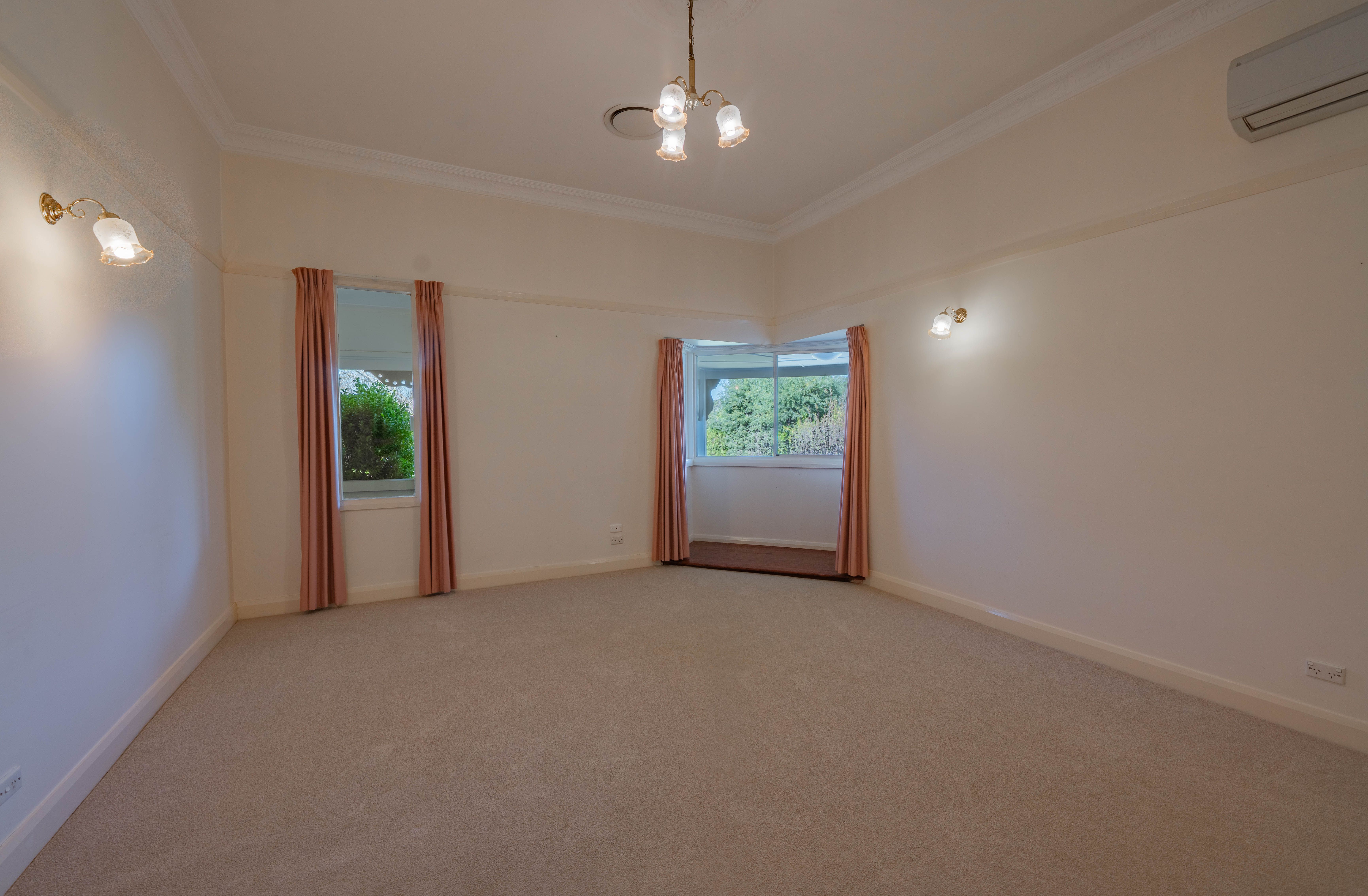 18 Innes Street — photo 6 of 21