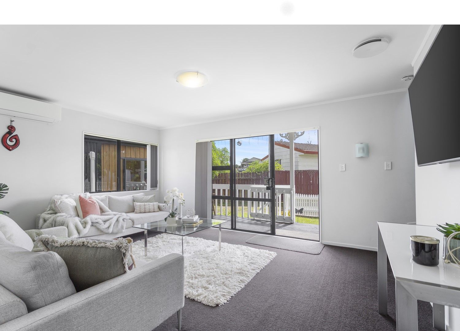 2/24 Leven Lane, Totara Heights, Manukau City