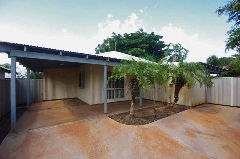 2 Buchanan Circuit, Baynton WA 6714