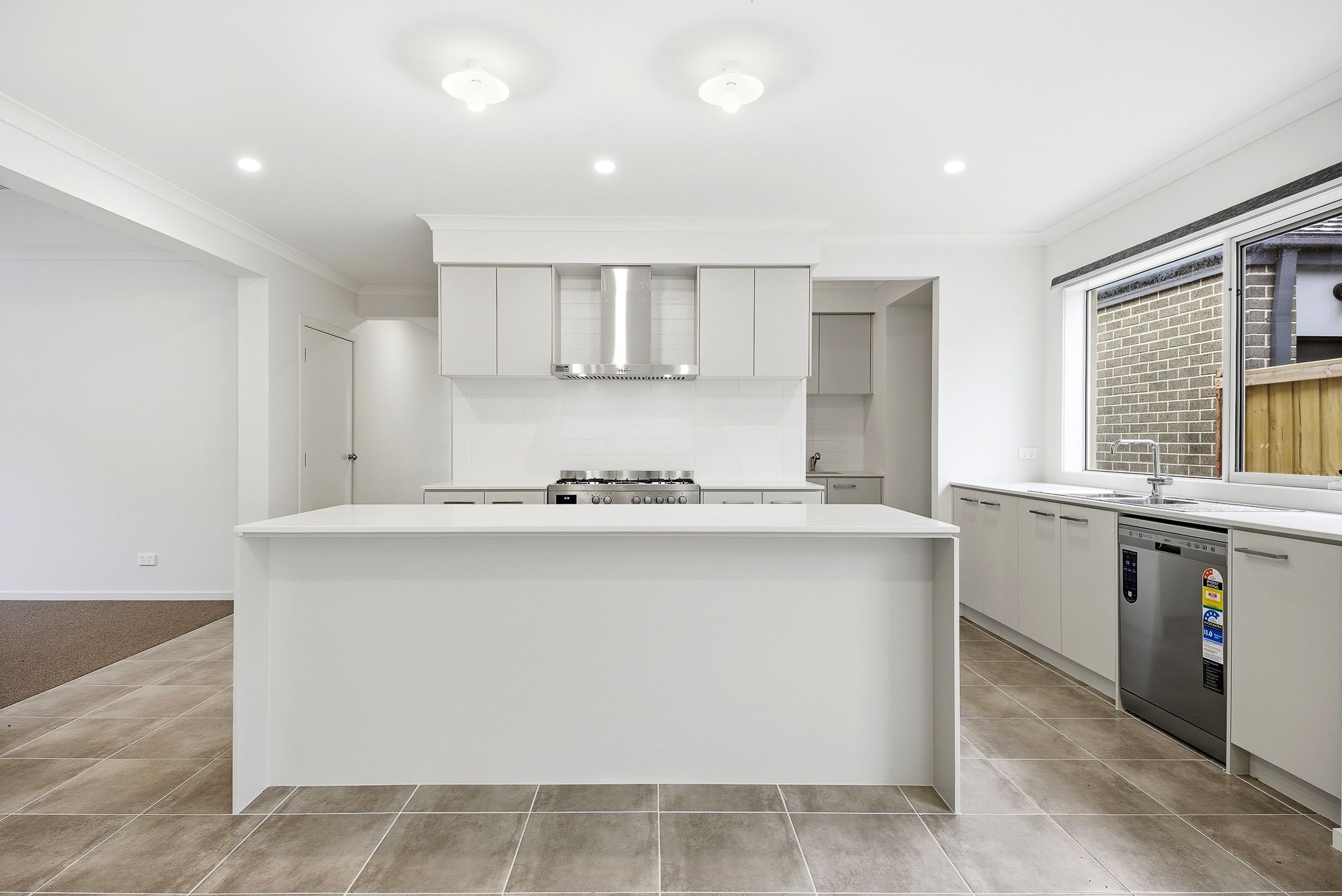 21 Vizzini Street, Cranbourne East, VIC 3977