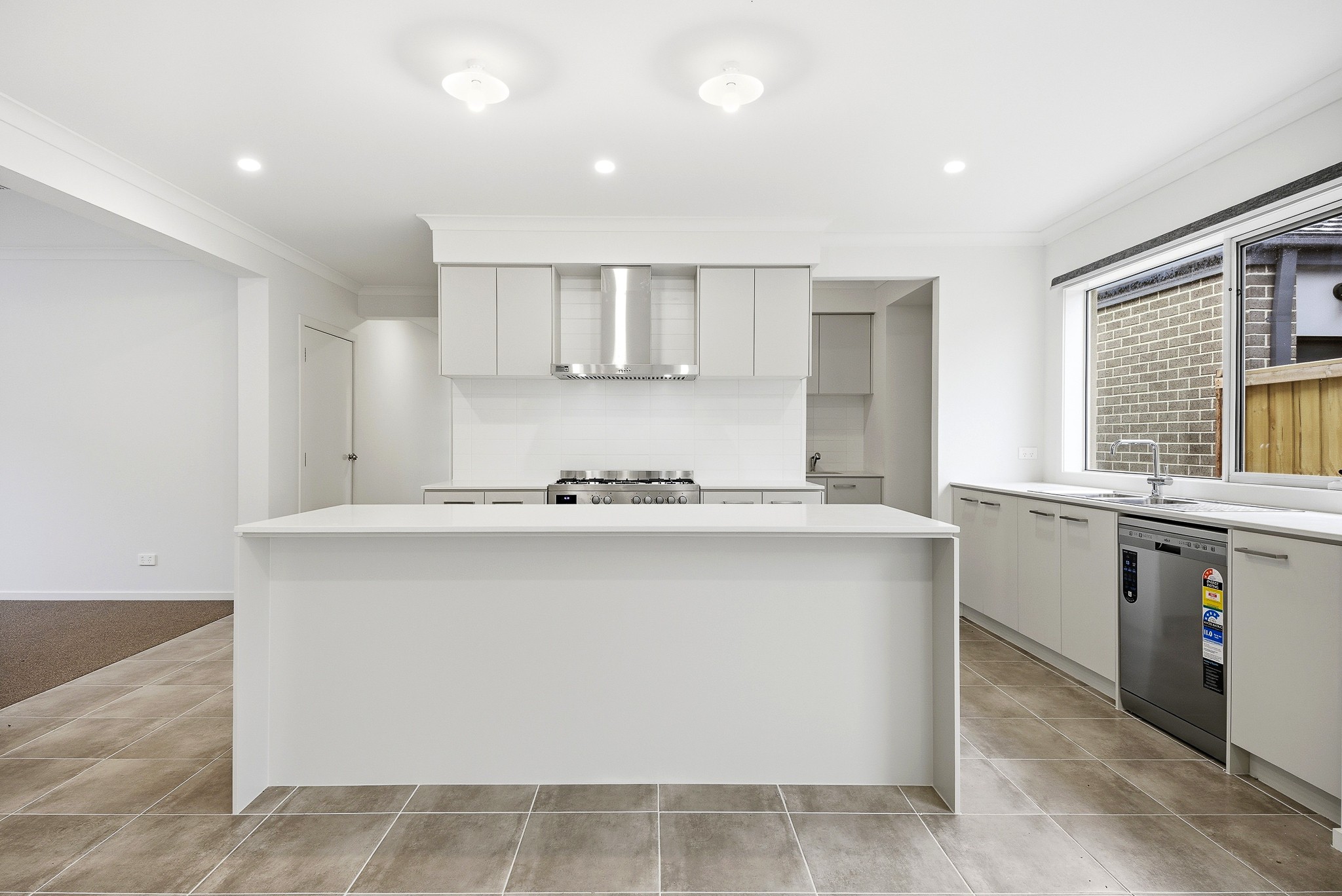 21 Vizzini Street, Cranbourne East, VIC 3977