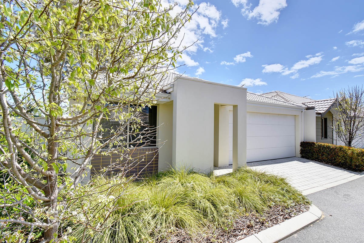 10/17 Wattle Mews, Hocking, WA 6065