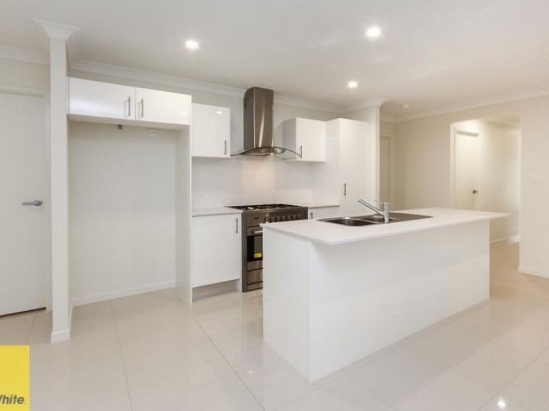 52 Cambridge Circuit, Yarrabilba, QLD 4207