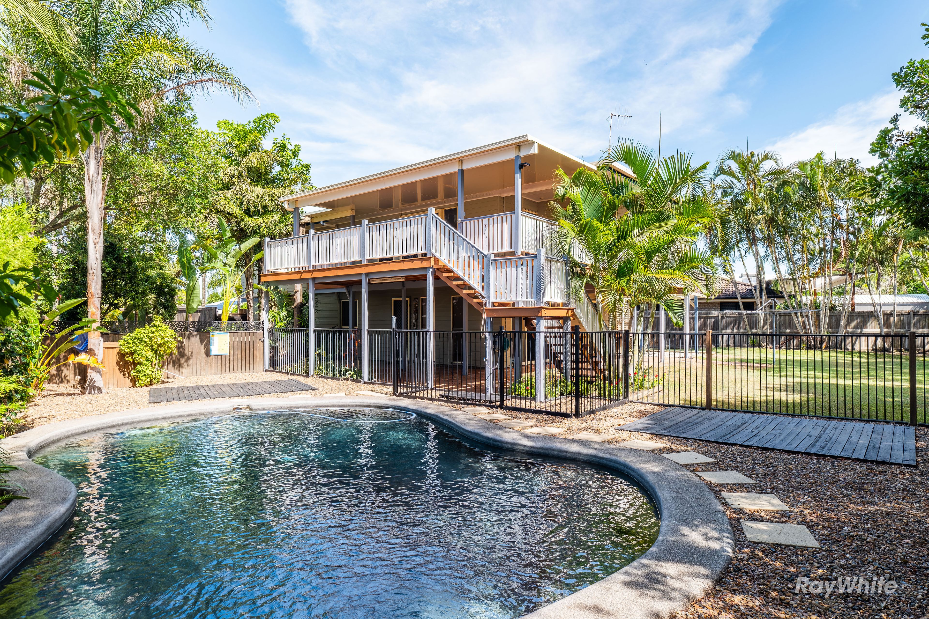 5 Cossart Crescent, Bargara, QLD 4670