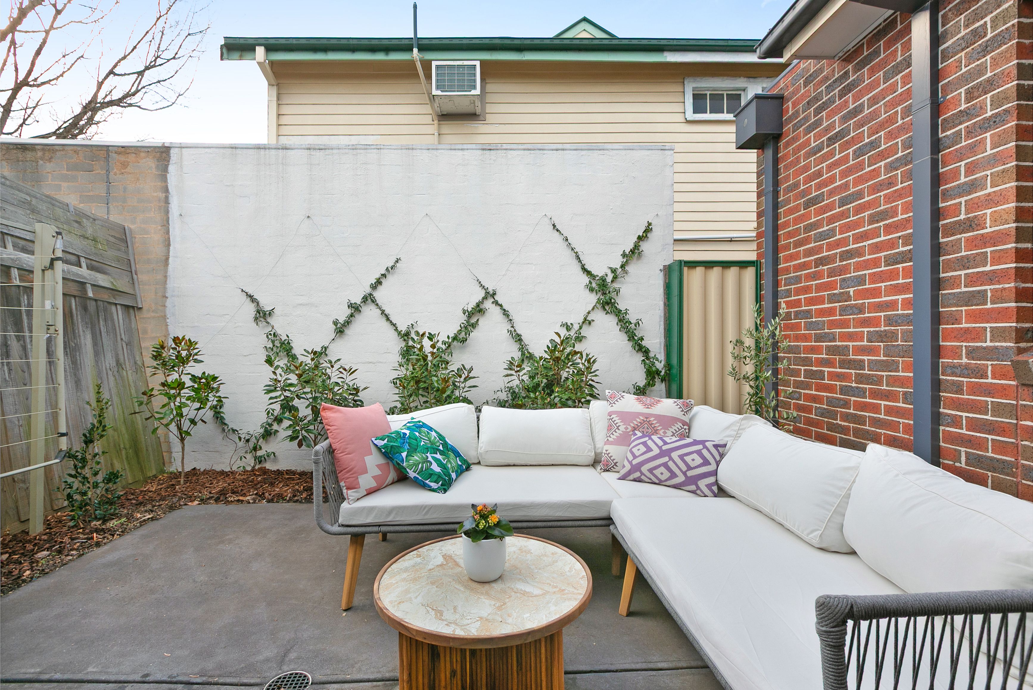 2/31-33 Olive Street, Reservoir, VIC 3073