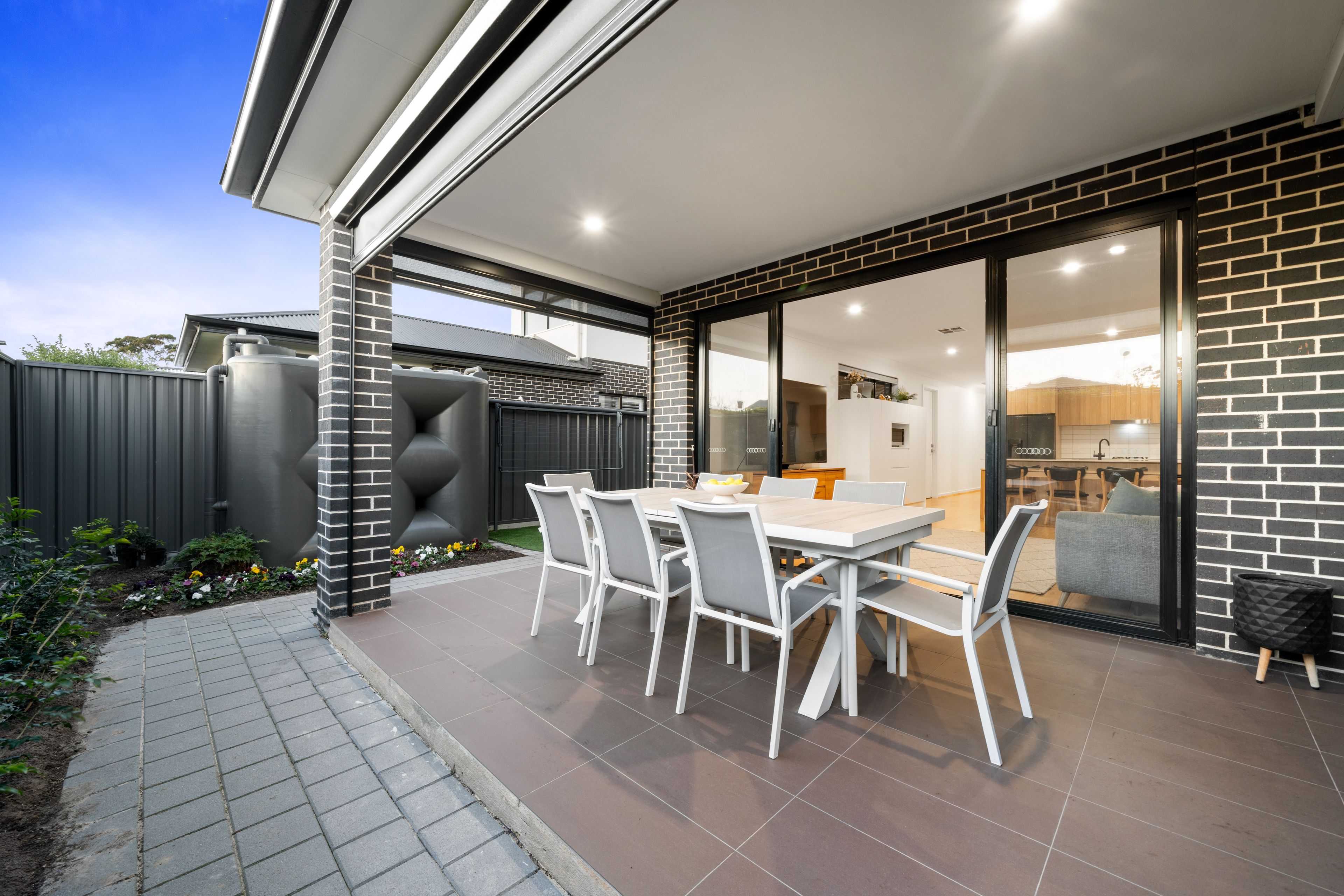 2/34A James Street — photo 13 of 28