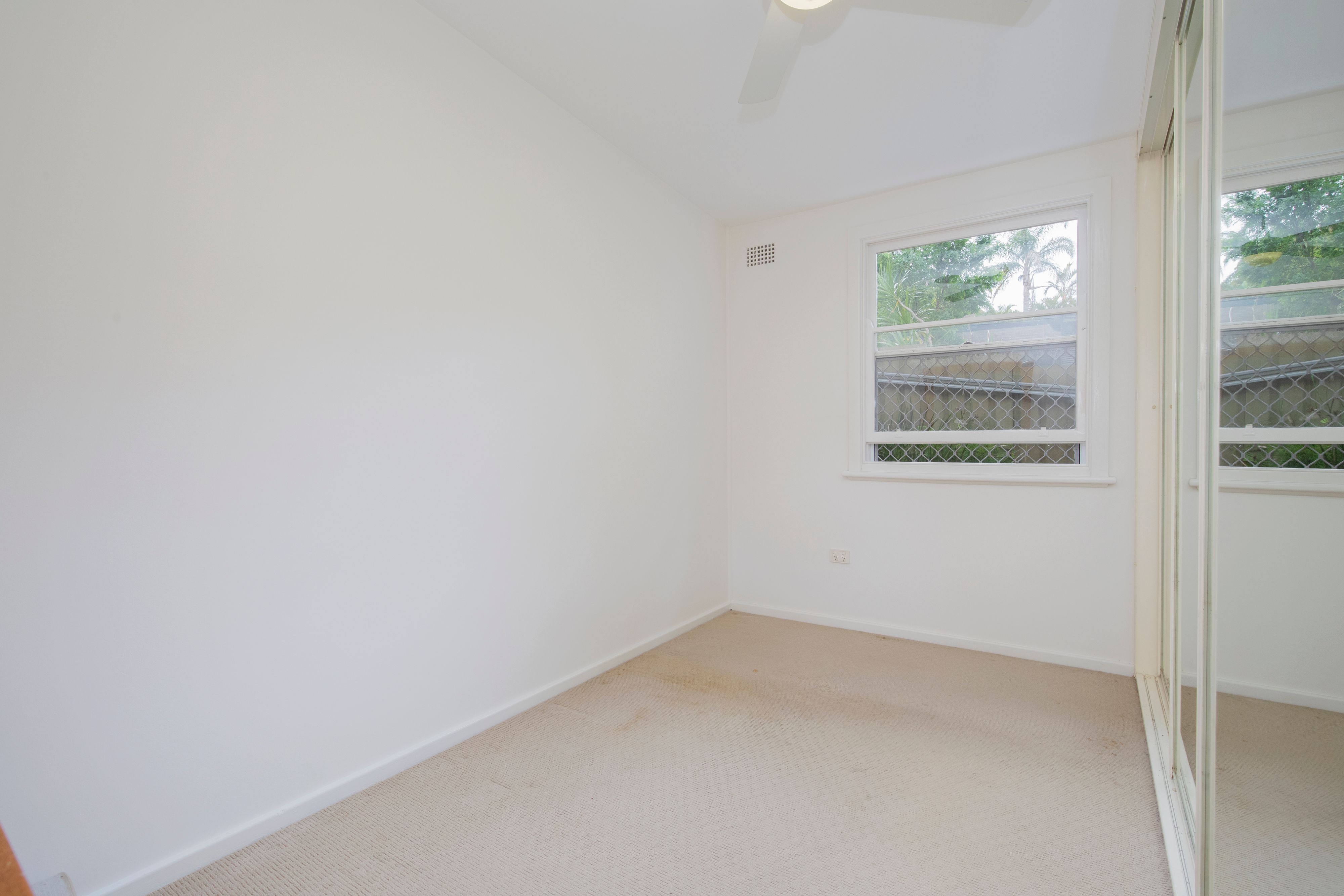 35 Kahibah Road — photo 3 of 17