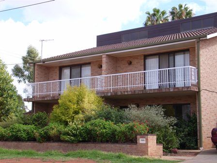 2/124 Kookora Street — photo from Ray White Griffith