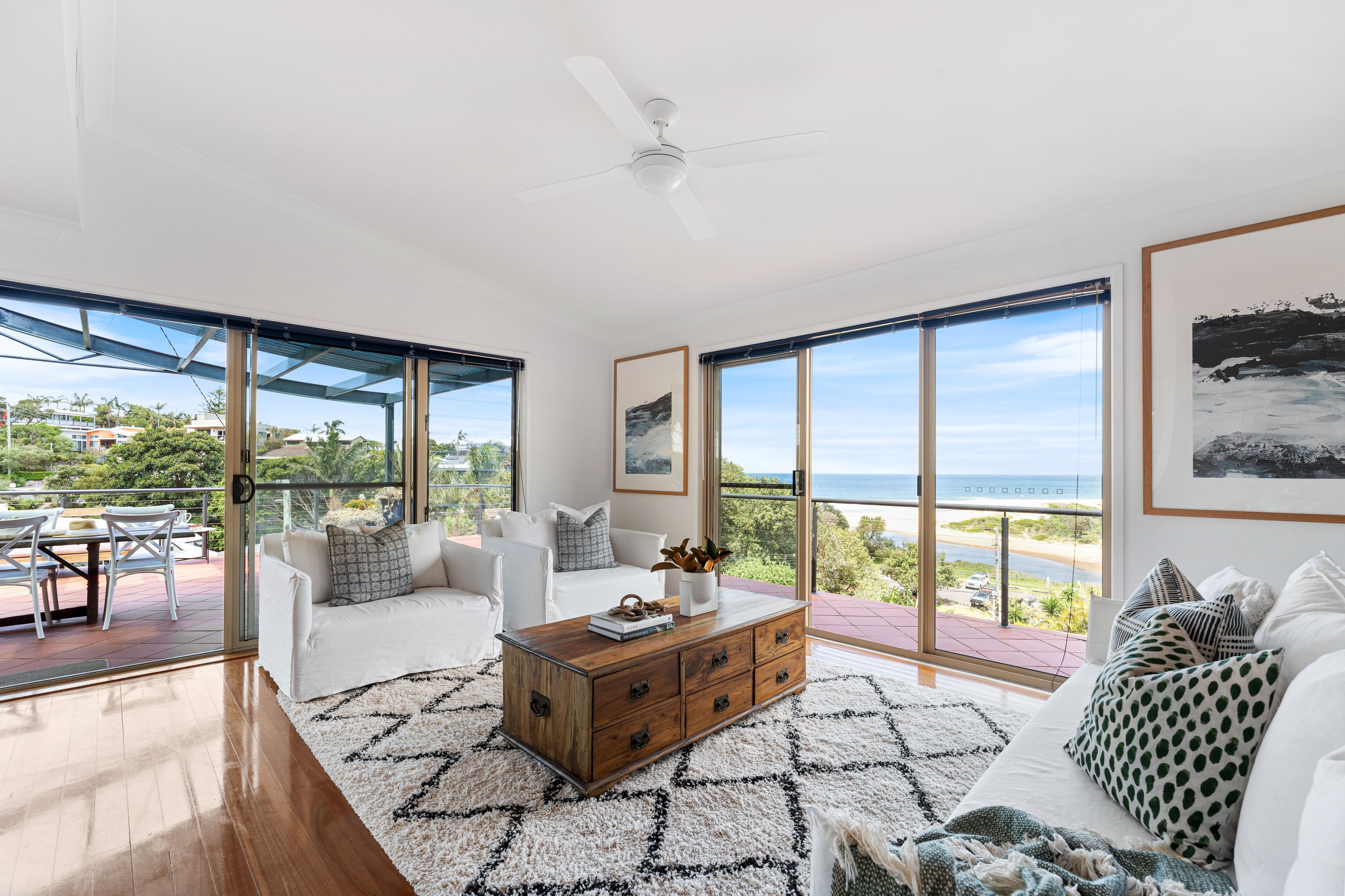 16 Seaview Crescent, Stanwell Park, NSW 2508 Sold House Ray White