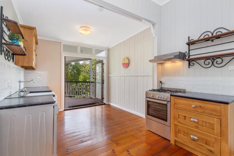 32 Belmont Crescent, Bardon, QLD 4065